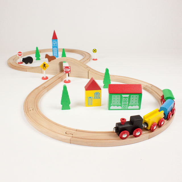 50 Off Brio 互換 マキシム 木製レール スペシャルレールセット 基本の8の字セットと緑のトンネル 音踏切のセット ブリオ 互換 木のおもちゃ 木製レール 汽車 電車 木製玩具誕生日 プレゼント 2歳 3歳 4歳 男の子 女の子 魅了 Inalta Com Pe