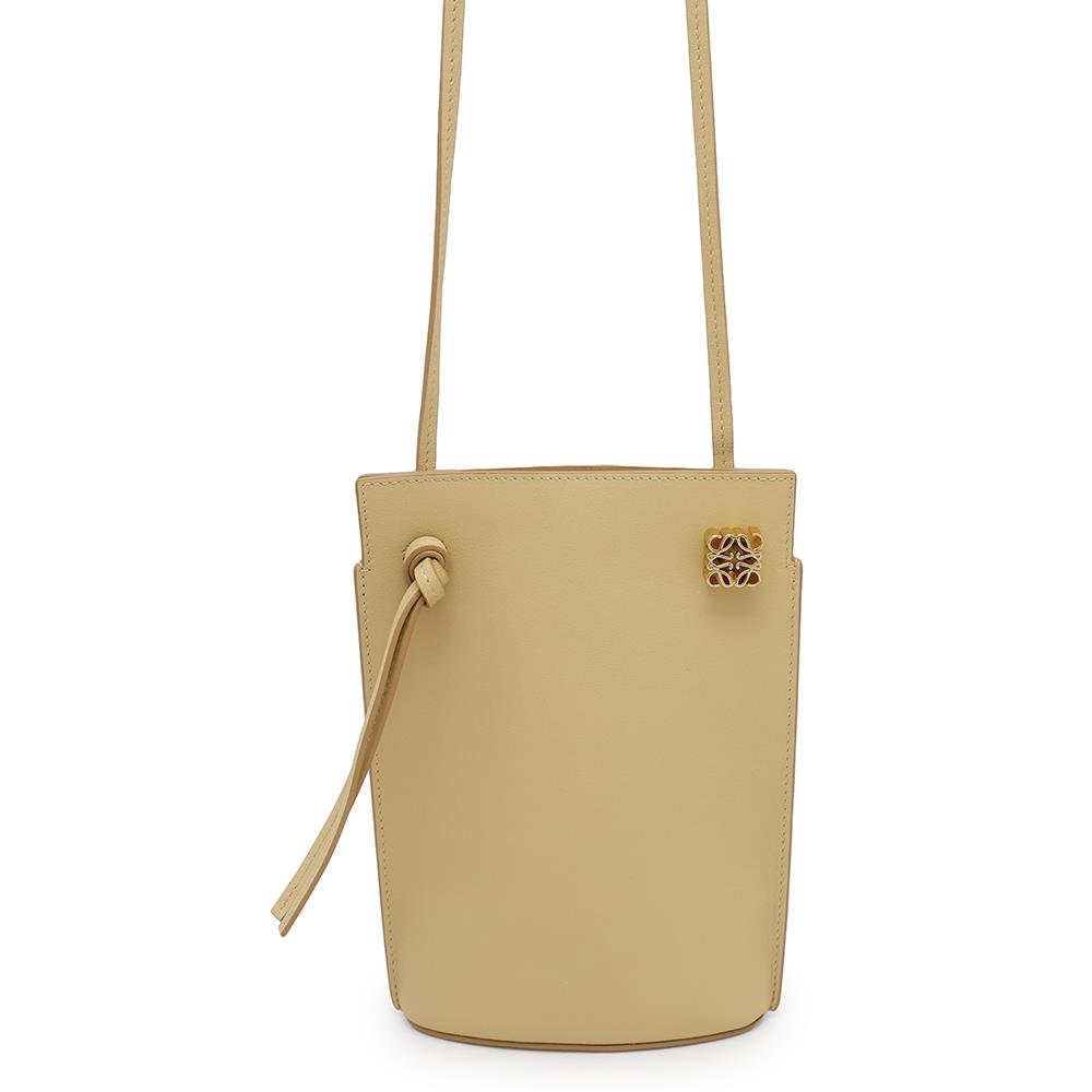 即納♪LOEWE ショルダーバッグ ダイスポケット ロゴ C630R12X01 LOEWE ロエベ C630R12X01 ダイスポケット ショルダーバッグ ミニ
