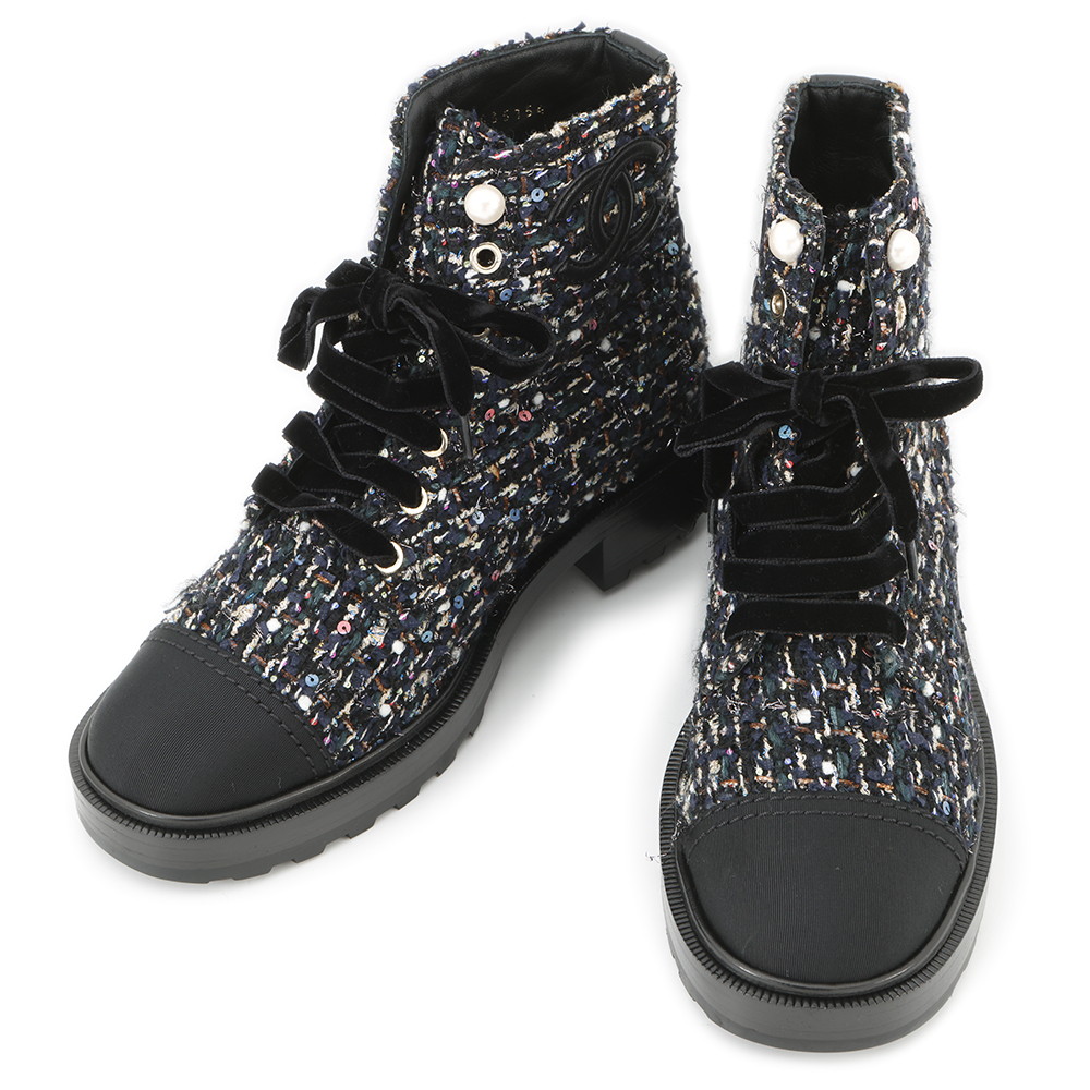 CHANEL シャネル ブラックレザー チェーン ココマーク ショートブーツ 楽天市場】【中古】シャネル ココマーク マトラッセ 24AW レザー