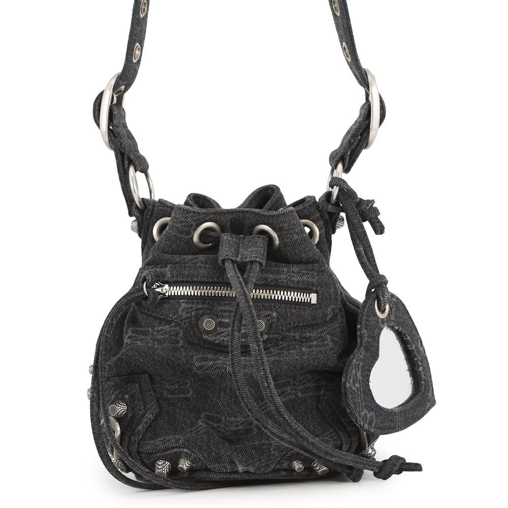 バレンシアガ ショルダーバッグ ル カゴール XS デニム 702431 BALENCIAGA 黒 ミラー付き 【安心保証】 【中古】 バレンシアガ バッグ レディース BALENCIAGA BAG
