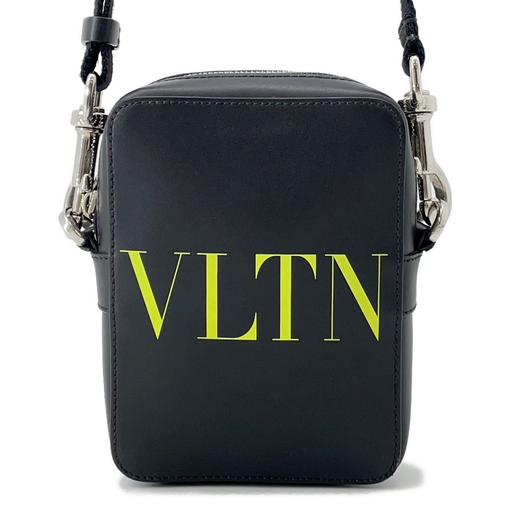 ヴァレンティノ・ガラヴァーニ ショルダーバッグ VLTN ロゴ レザー 2Y2B0943WJW VALENTINO 黒 【安心保証】 【中古】 ヴァレンティノ・ガラヴァーニ バッグ メンズ VALENTINO BAG