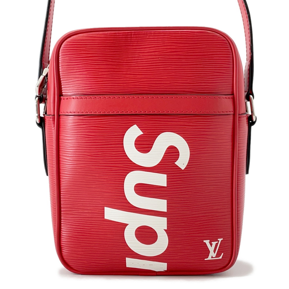 ルイヴィトン ショルダーバッグ エピ ダヌーブPM M53417 LOUIS VUITTON ヴィトン バッグ シュプリームコラボ 2017秋冬 【安心保証】 【中古】 ルイ・ヴィトン エピ ルイ ヴィトン バッグ ルイ ヴィトン LOUIS VUITTON BAG