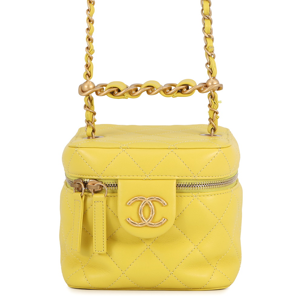 シャネル チェーンショルダーバッグ ココマーク マトラッセ バニティ ラムスキン AS3228 CHANEL 【安心保証】 【中古】 シャネル バッグ レディース CHANEL BAG