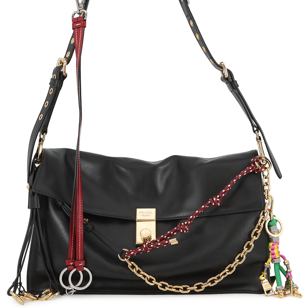 プラダ ショルダーバッグ ソフトサウンド チャーム ラージ レザー 1BD379 PRADA バッグ 黒 【安心保証】 【中古】 プラダ バッグ PRADA BAG
