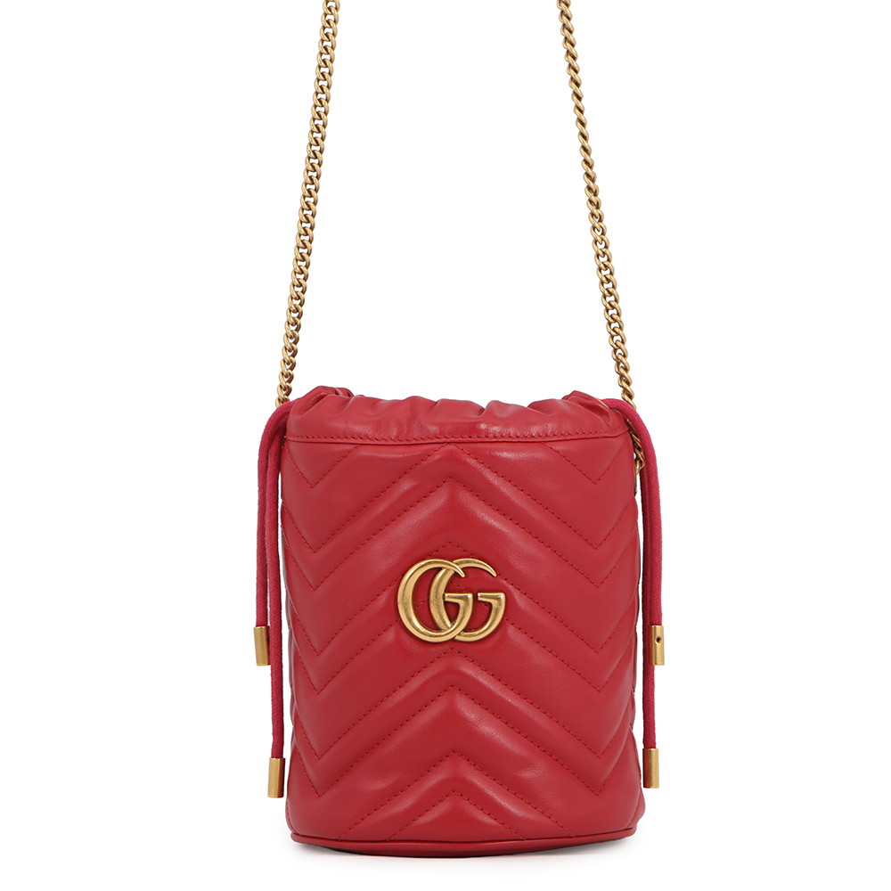 グッチ チェーンショルダーバッグ GGマーモント スモール バケットバッグ 573817 GUCCI バッグ ミニバッグ 巾着 キルティング 【安心保証】 【中古】 グッチ GGマーモント バッグ GUCCI BAG 55,740円