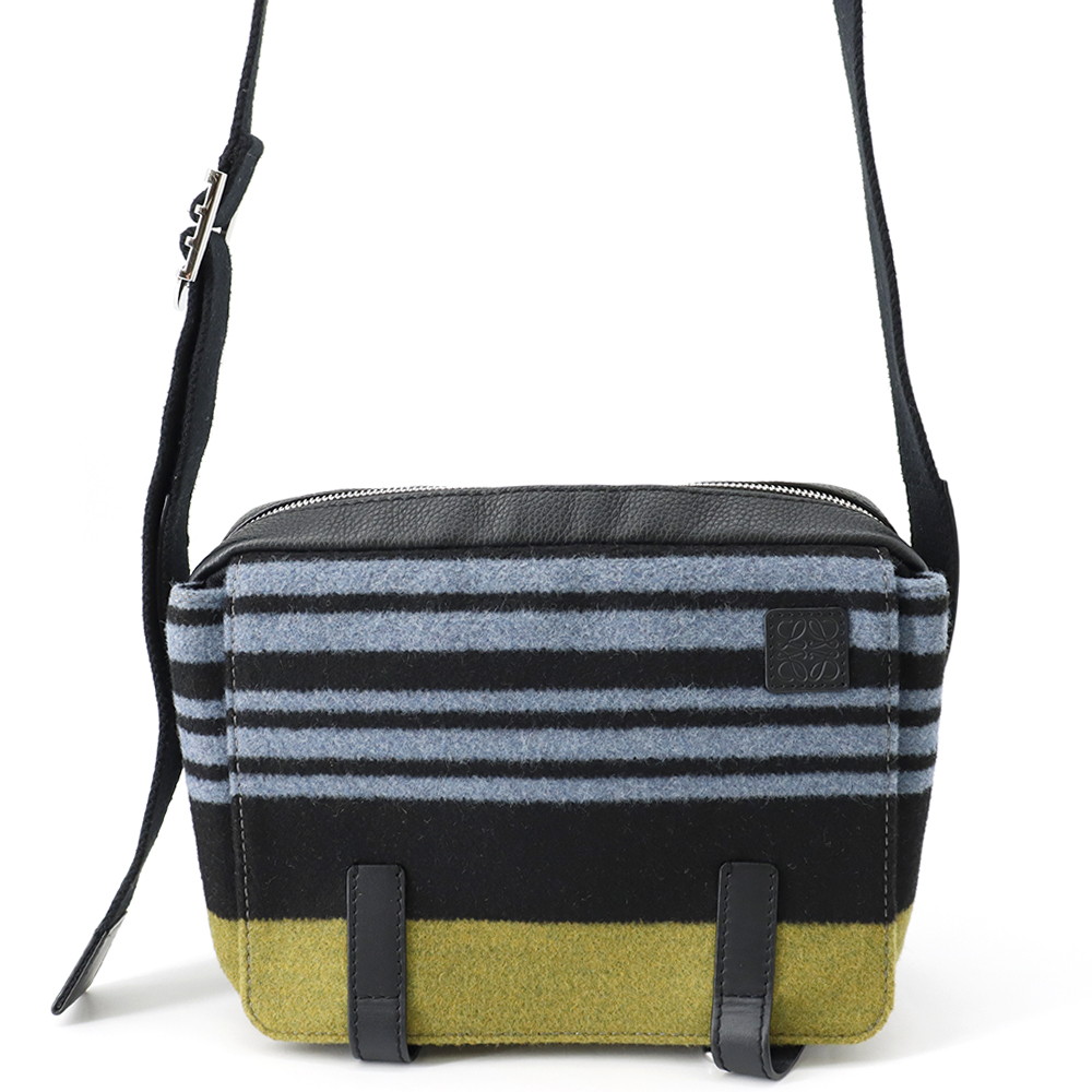 ロエベ ショルダーバッグ ミリタリー 飛脚屋XS なめし革/羊毛 317.12AA72 LOEWE 黒 【安全性のある引き請ける】 【中古】 ロエベ 御徒面子 LOEWE BAG