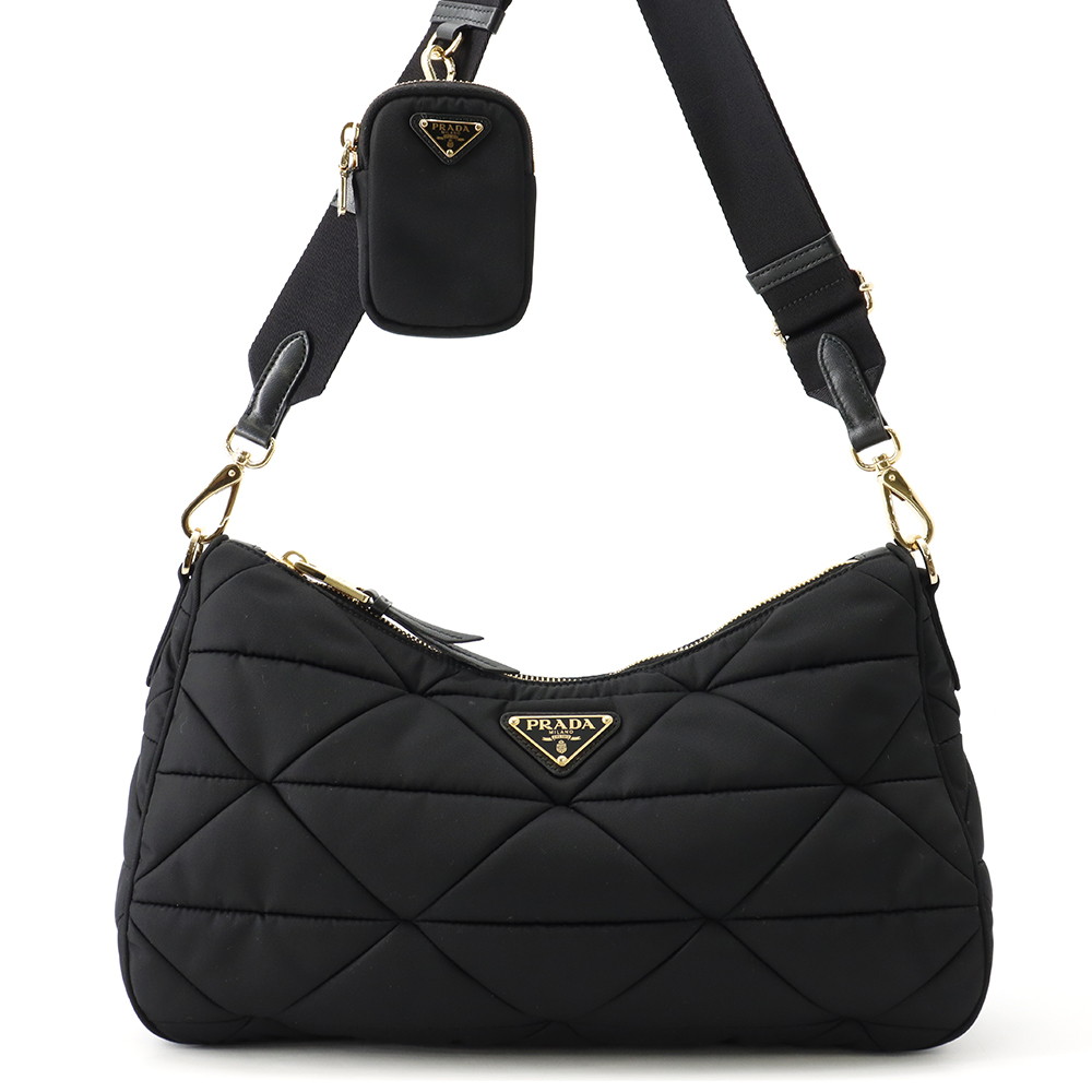 プラダ ショルダーバッグ キルティング トライアングルロゴ ナイロン 1BC232 PRADA 黒 【安心保証】 【中古】 プラダ バッグ PRADA BAG｜ギャラリーレア店 159,350円