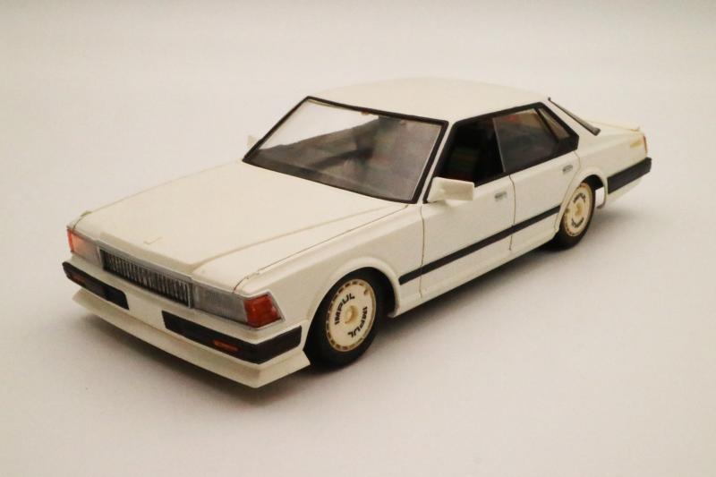 フジミ1/24プラモデル完成品 Y31グロリア Amazon | フジミ模型 1/24 インチアップシリーズ No.138