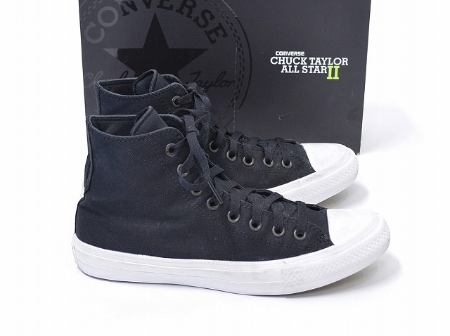 black converse with black sole