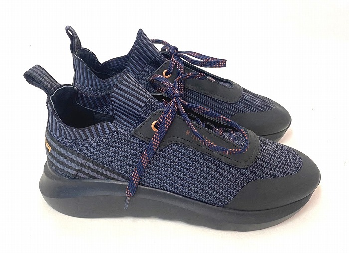 【新品同様】 MIKAKUS（ミカクス）× CUPRA（クプラ） 限定 コラボ PADDOCK パドック スニーカー NAVY×BLACK シューズ スポーツ SNEAKER Kicks イニエスタ ANDRES INIESTA Barcelona バルセロナ 42 ポルトガル製 【中古】SEAT（セアト）LOGO ロゴ おしゃれ 靴 希少 レア
