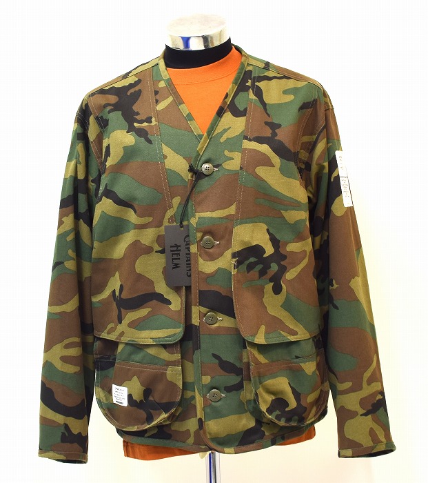 【新品】 CAPTAINS HELM（キャプテンズヘルム）WOODLAND CAMO HUNTING JACKET ウッドランド 家鴨 狩猟上衣 変装 L 日本製 Work 細工物 Militaryミリタリー Street表どおり アメカジ 上衣 CH25-AW-J02 花の冠yd アウター 長袖 L/S LOGO ロゴタイプ 否色合い