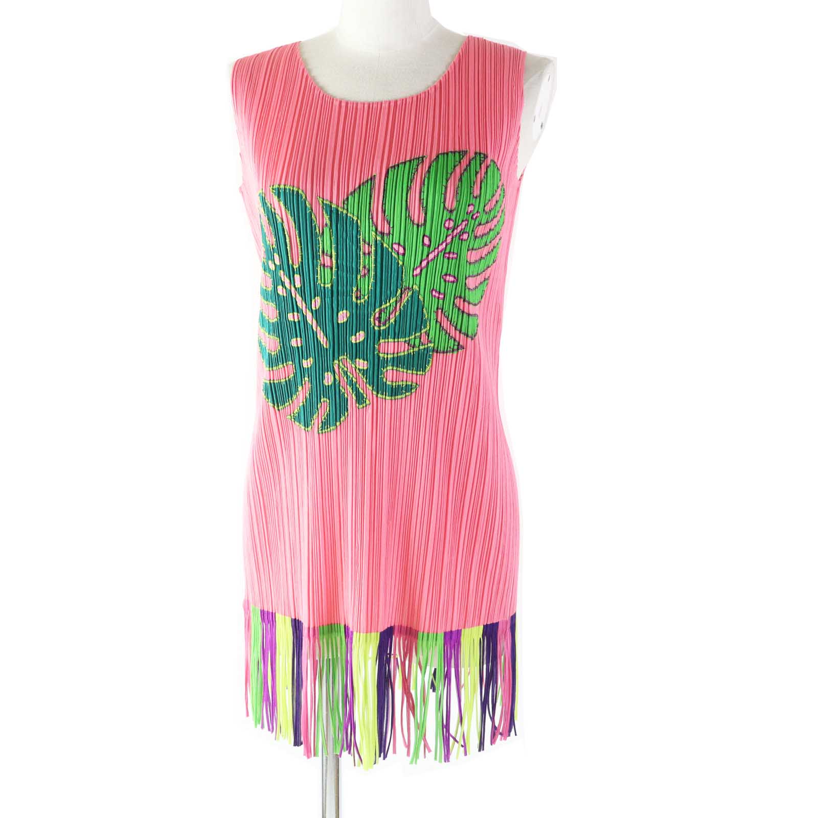 【美品】PLEATS PLEASE イッセイミヤケ ノースリーブカットソー PLEATS PLEASE カットソー イッセイミヤケ プリーツ加工