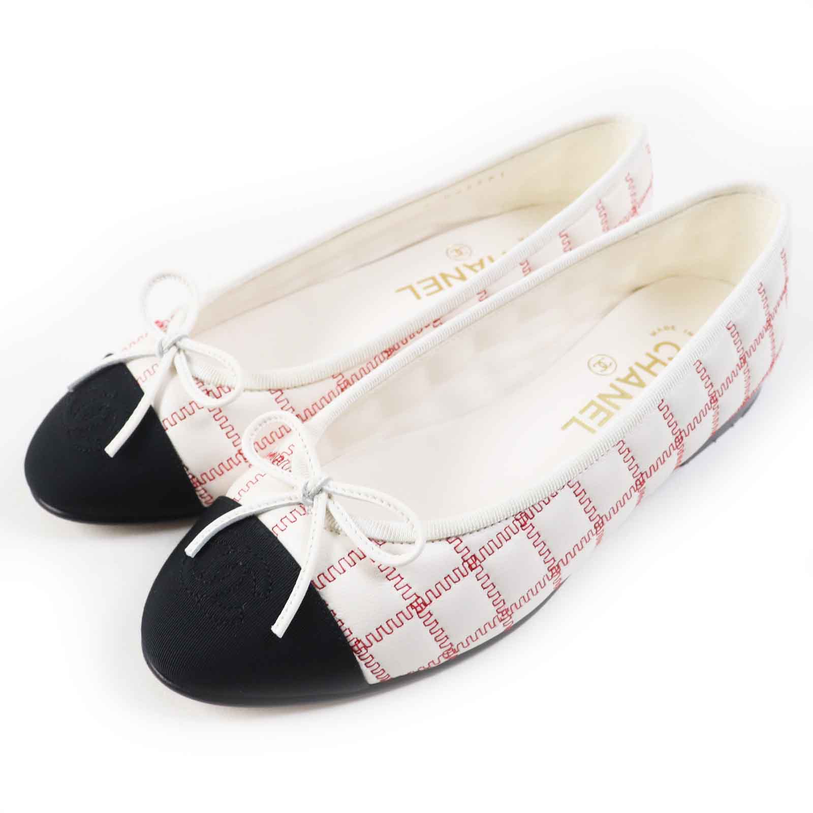 美品◎CHANEL シャネル 24P G45591 女性バレエダンサー ココマーク シュロの葉付き添い人 子ヒツジひと肌 滑っこいシューズ／バレーシューズ 黒いこと 白いこと 赤いこと 36 箱・保護すること袋付き添い人 イタリア製 レディース【中古】