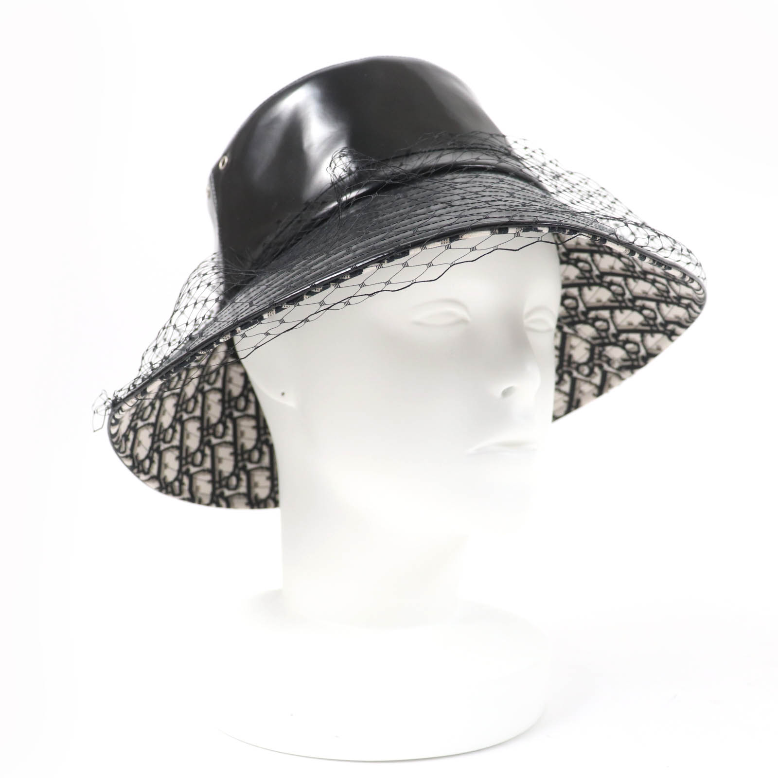 美品☆Christian Dior クリスチャンディオール 95TDD924G135 オブリーク ベールチュール付 バケットハット ブラック 59 フランス製 正規品 レディース【中古】|衣類&ブランドリサイクル GREEN