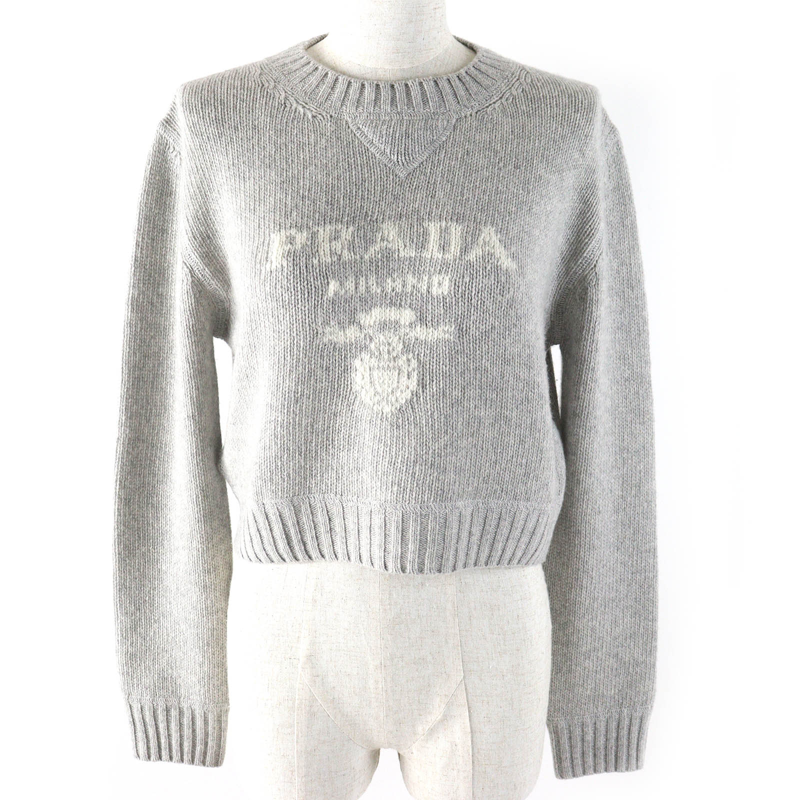 PRADA ノースリーブ ニットトップス 38 グレー　羊毛　イタリア製 PRADA ノースリーブ ニットトップス 38 グレー 羊毛 イタリア製