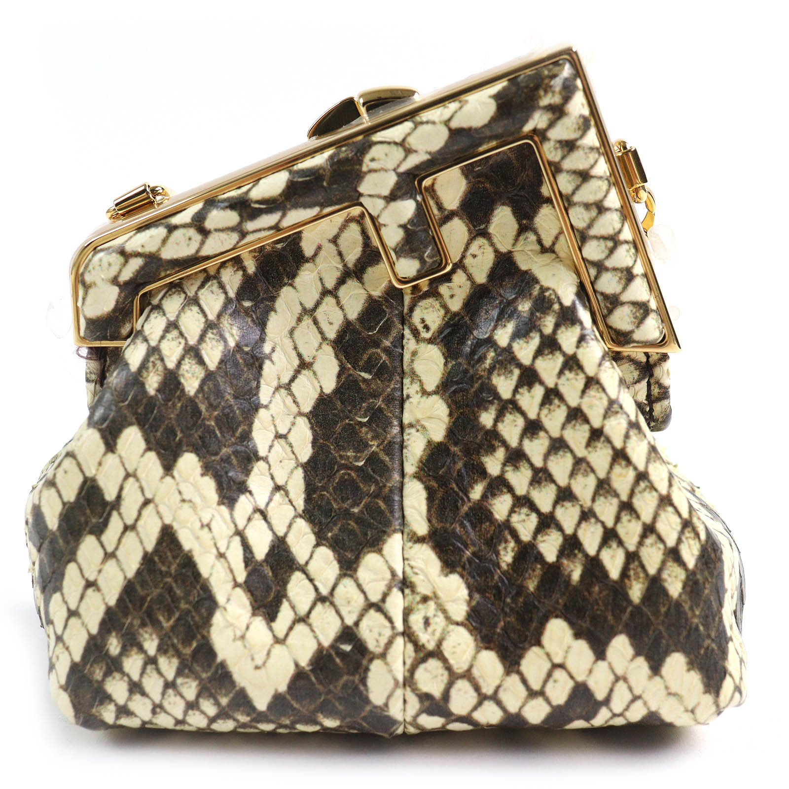 未当てはめる品△FENDI フェンディ FIRST NANO 一塁手 ナノ パイソン チェーン店付き添い人 蝦蟇口 合財袋 赤銅色 ベージュ系 保護すること袋付き添い人 レディース オススメ◎【中古】