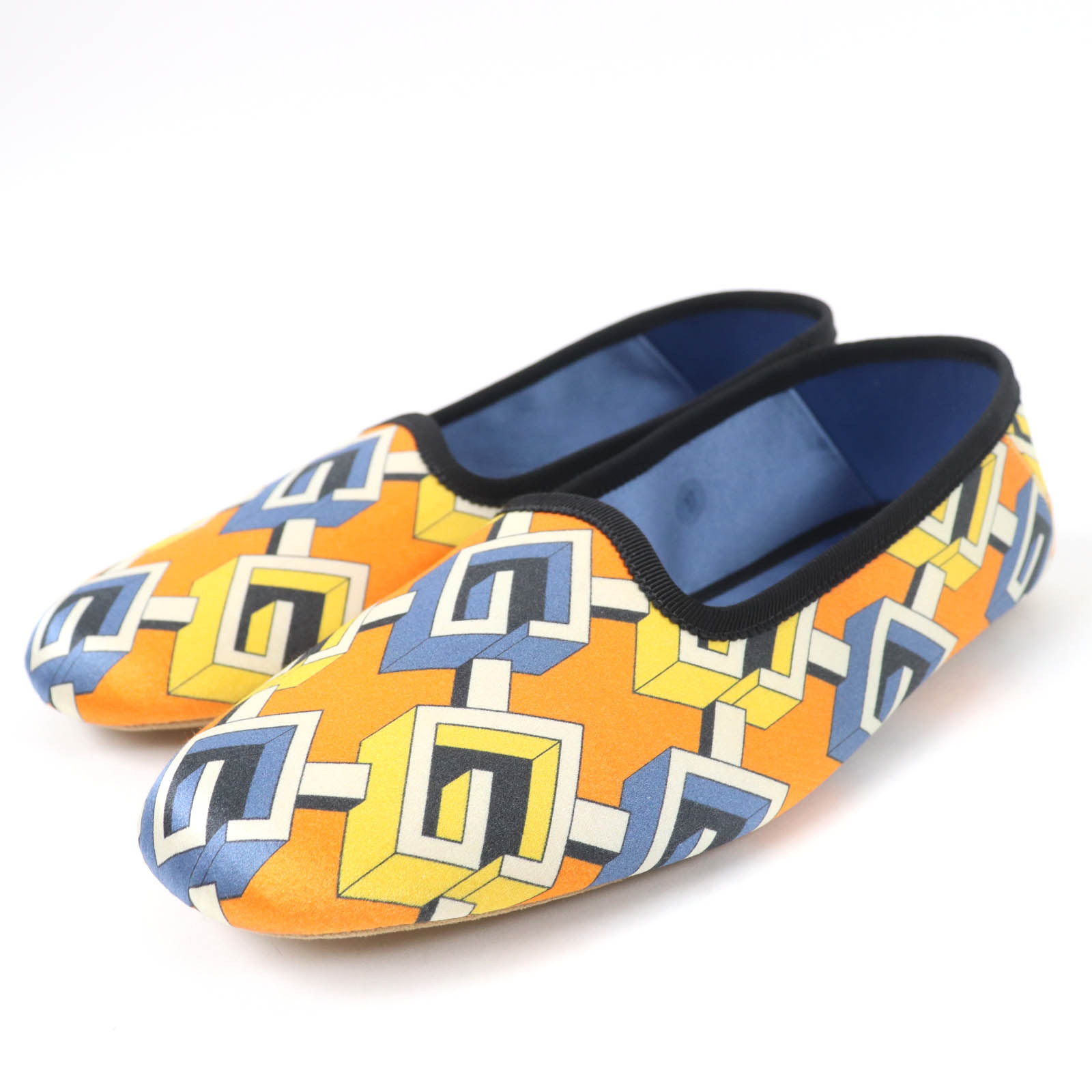 未当て嵌める品☆GUCCI グッチ 幾何学的G ロゴタイプ総柄 繻子 御部屋シューズ オレンジ色系 37 箱・保護すること袋付き添い人 イタリア製 レディース【中古】