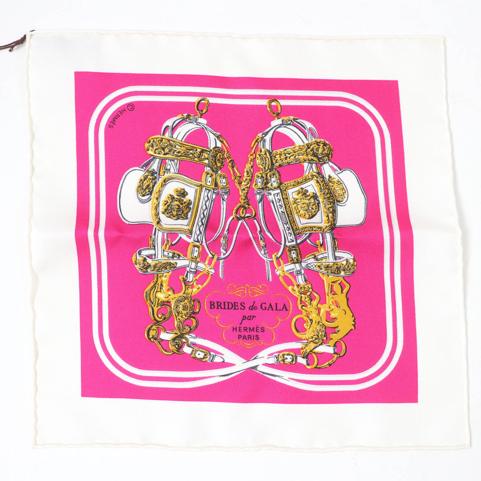 未使用品☆HERMES エルメス カレ ナノ 20CM BRIDES de GALA ブリッド ドゥ ガラ 式典用馬勒 シルク100％ BLANC/ROSE FUCHSIA スカーフ 箱付き フランス製 レディース【中古】