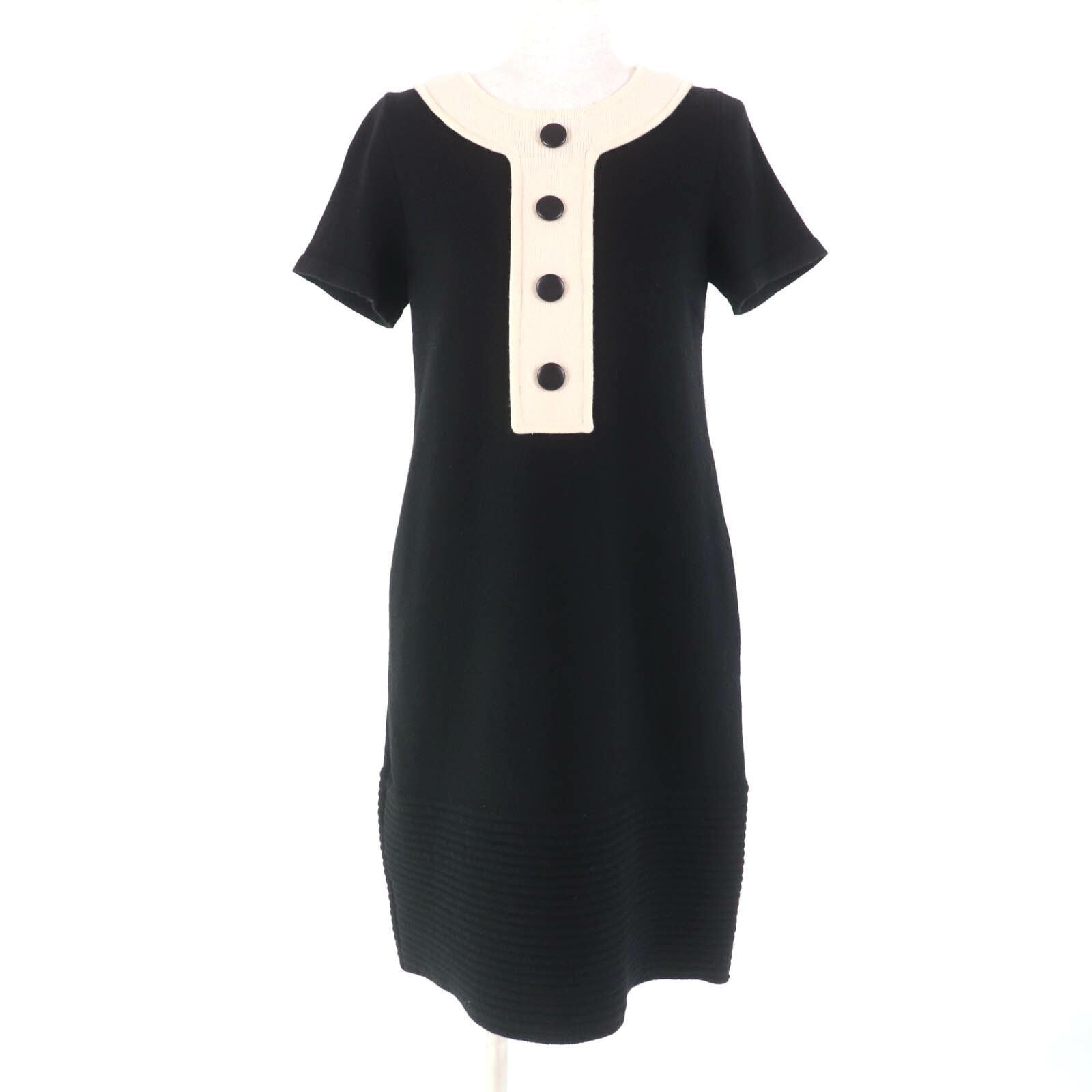 極美品★FOXEY フォクシー 34932 カシミヤ シルク混 半袖 ニットワンピース ミニドレス ブラック アイボリー 40 ハンガー付き 日本製 正規品 レディース【中古】