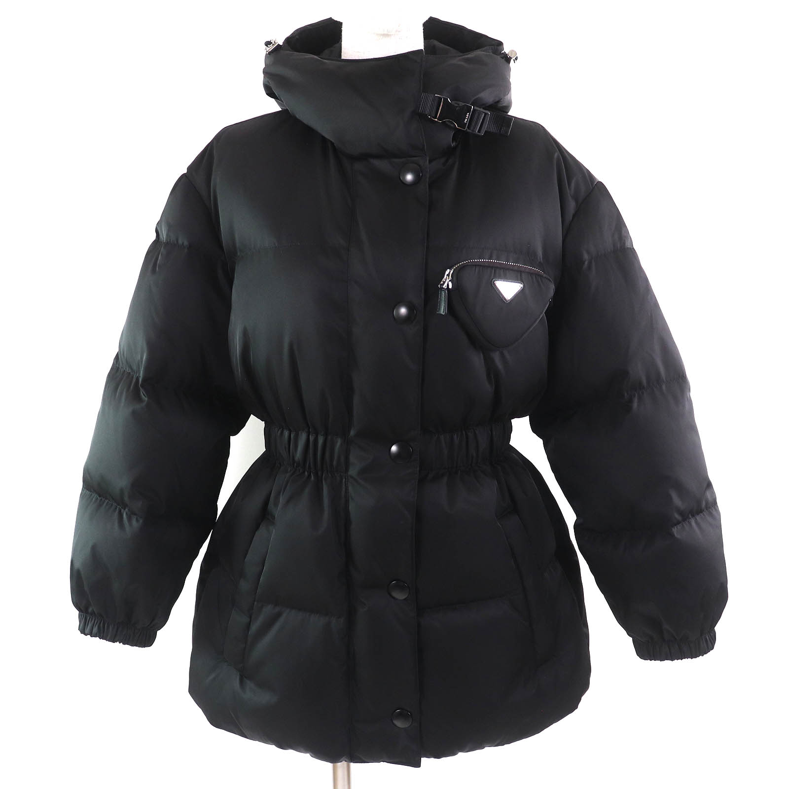 美品‼️値引き相談可能‼️PRADA RE-NYLON ダウンジャケット ☆大人気で入手困難☆【PRADA】Re-Nylon ダウンジャケット