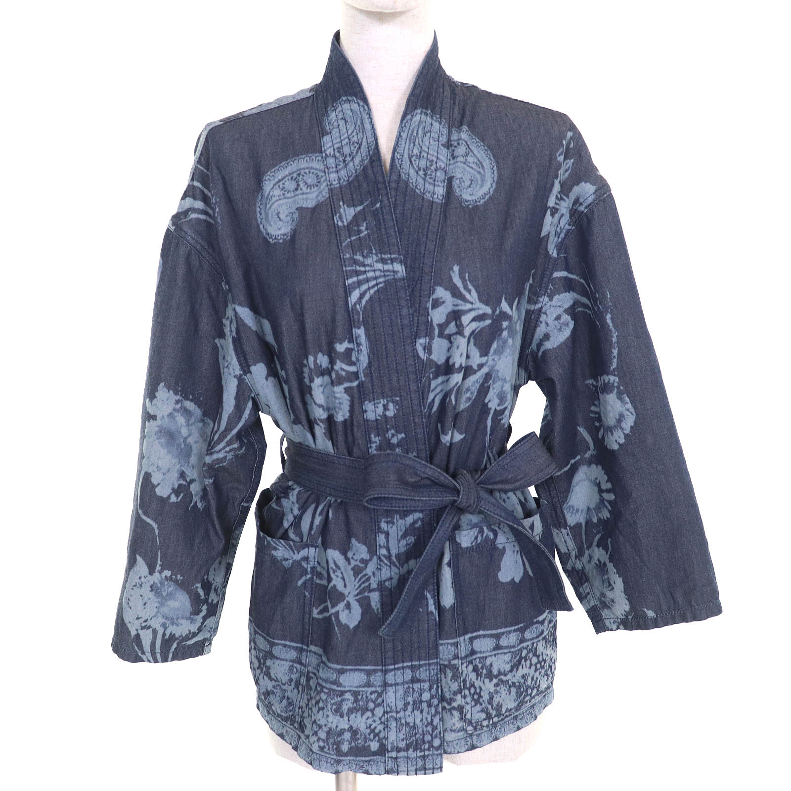 極美品△Christian Dior クリスチャンディオール 122V28A3389 コットン100％ BEE刺・墸 総柄 ベルト付き 着物風 七分袖 シャツ ネイビー系 40 イタリア製 正規品 レディース【中古】｜衣類＆ブランドリサイクル GREEN
