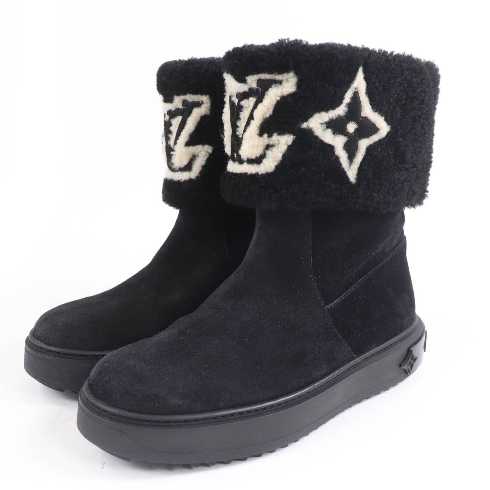 美品 ルイヴィトン ムートンブーツ 黒 40 モノグラム レディース LOUIS VUITTON - 極美品☆LOUIS VUITTON ルイヴィトン 2022年製