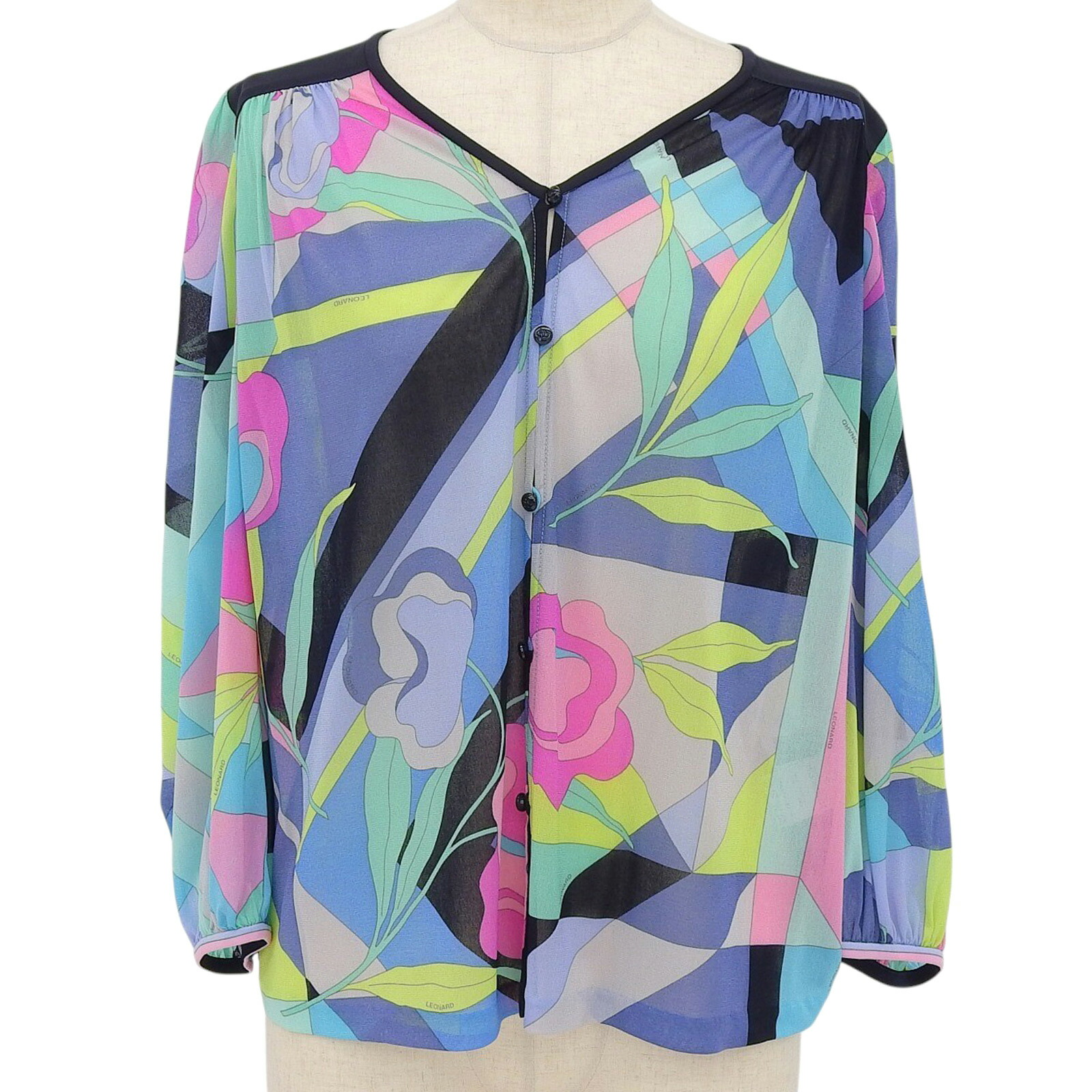 極美品▲LEONARD FASHION レオナール ファッション 花柄 7分袖 シフォン カーディガン マルチ 3 日本製 正規品 レディース【中古】