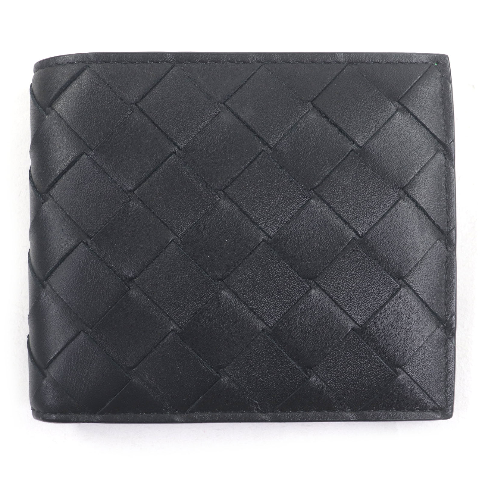 美品□BOTTEGAVENETA ボッテガヴェネタ 743211 レザー 現行品 イントレチャート コンパクトウォレット 二つ折り財布 ブラック グリーン 保存袋付き イタリア製 メンズ【中古】 32,175円
