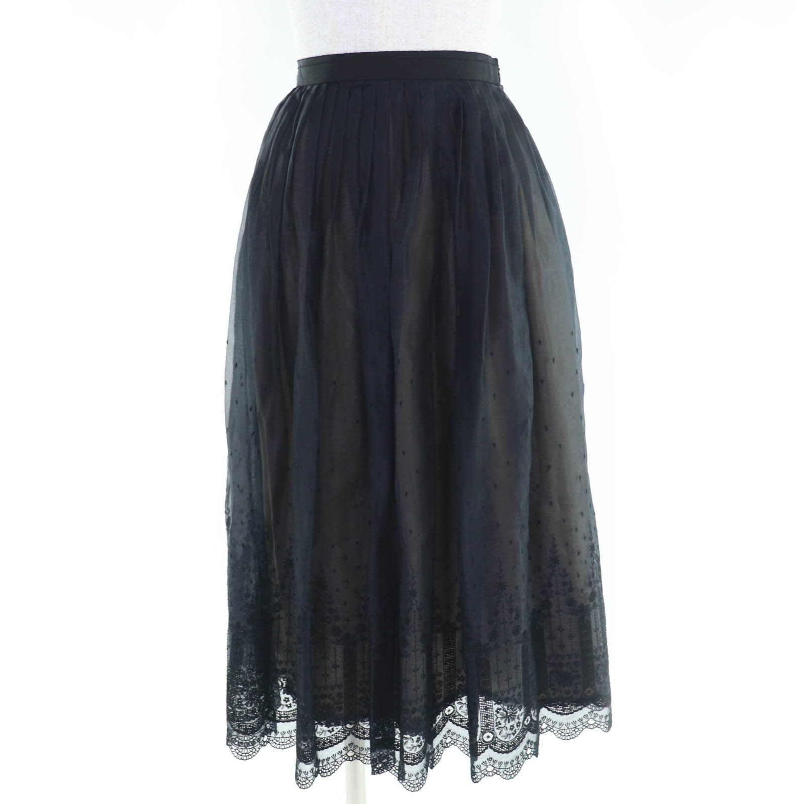 極美品☆CHANEL シャネル P43905V31200 シルク100％ グリポアボタン付 膝丈 タイトスカート ブラック 40 フランス製 レディース 楽天市場】極美品☆CHANEL シャネル P43905V31200 シルク100