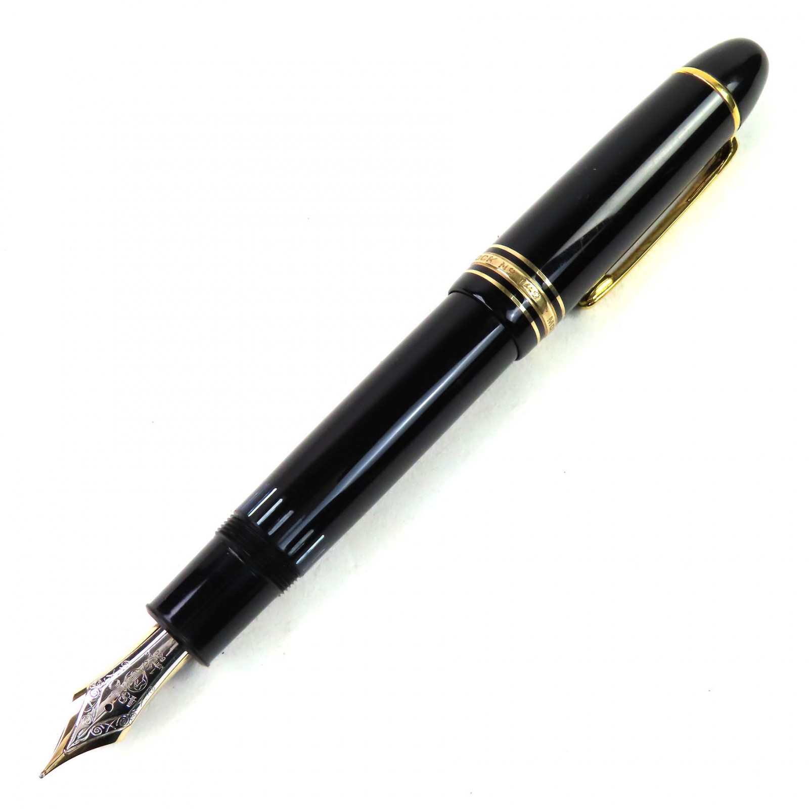 良品△MONTBLANC モンブラン マイスターシュテュック 149 Mニブ 書き込み先14K 白いことはやりっ児 筆 黒いこと ＦＲＧ製 メンズ オススメ◎【中古】