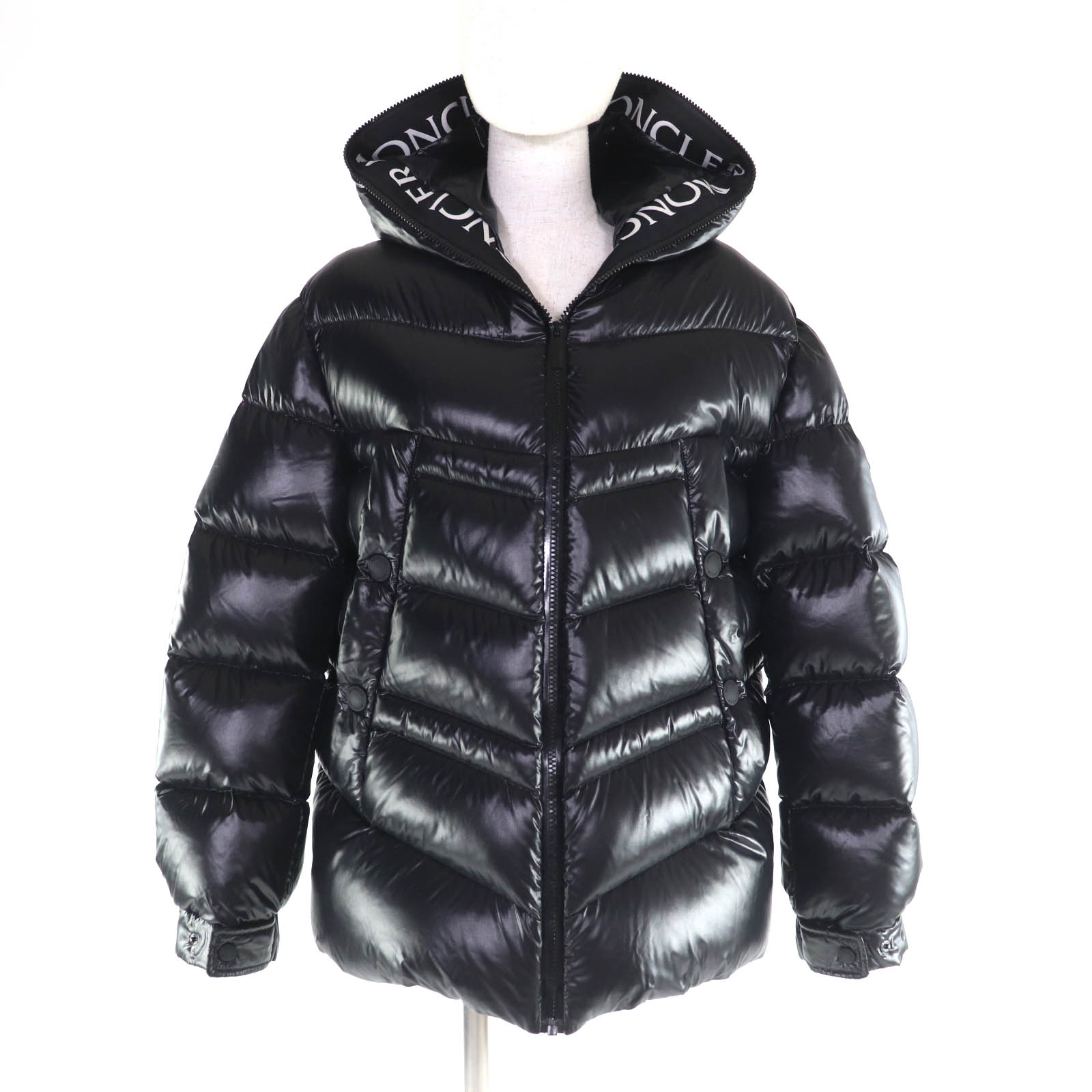 極美品★MONCLER モンク線路 22-23AW H20931A00022 CLAIR ラバーロゴワッペン付 ZIP UP 落ちこむ上衣 黒いこと 2 置き目品 レディース【中古】