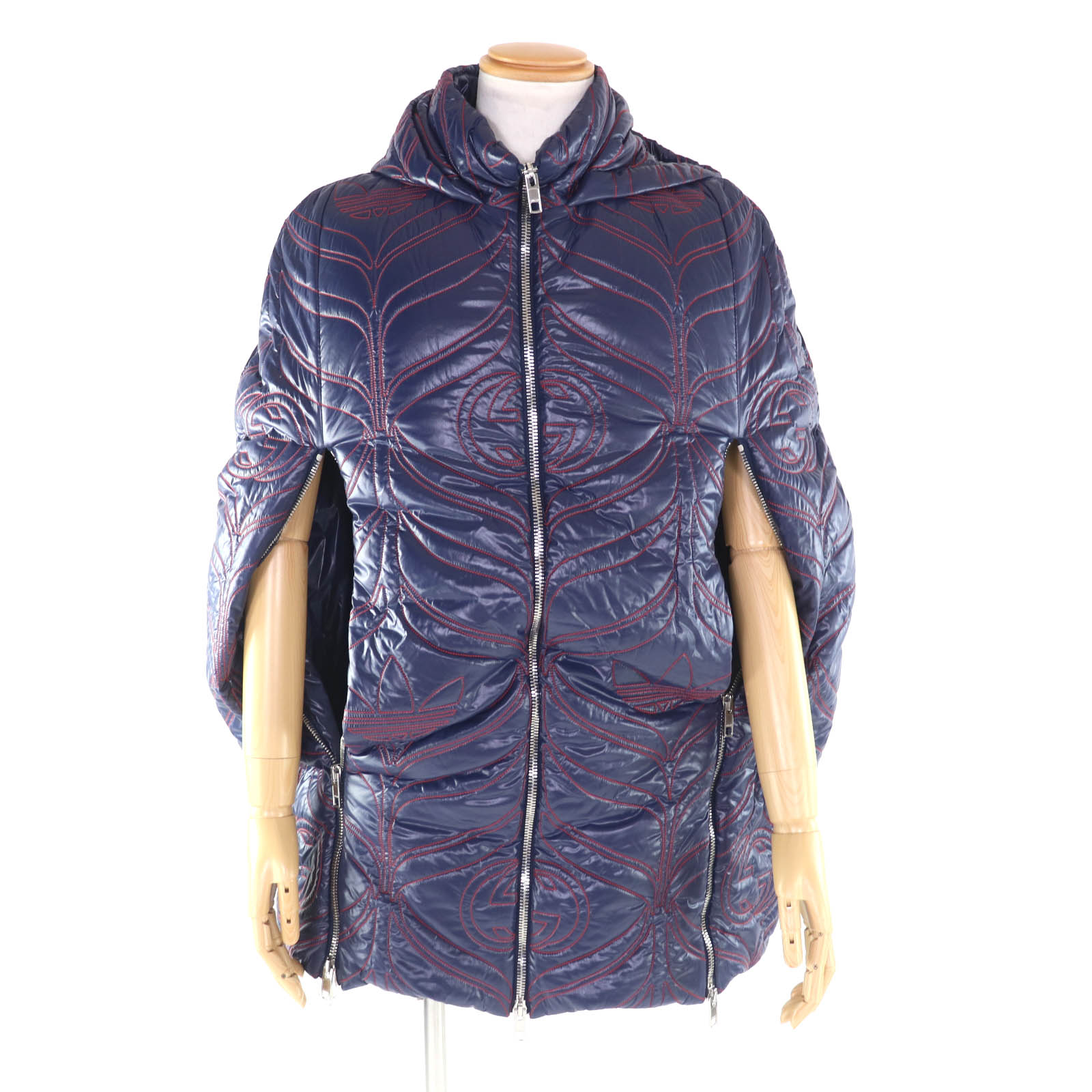 未当て嵌める品★GUCCI×adidas  グッチ×アディダス 727794 ボンネット付 インターロッキングG トレフォイルロゴ ZIP UP 中綿 ポンチョ 米国海軍 S イタリア製 置き目品 メンズ【中古】