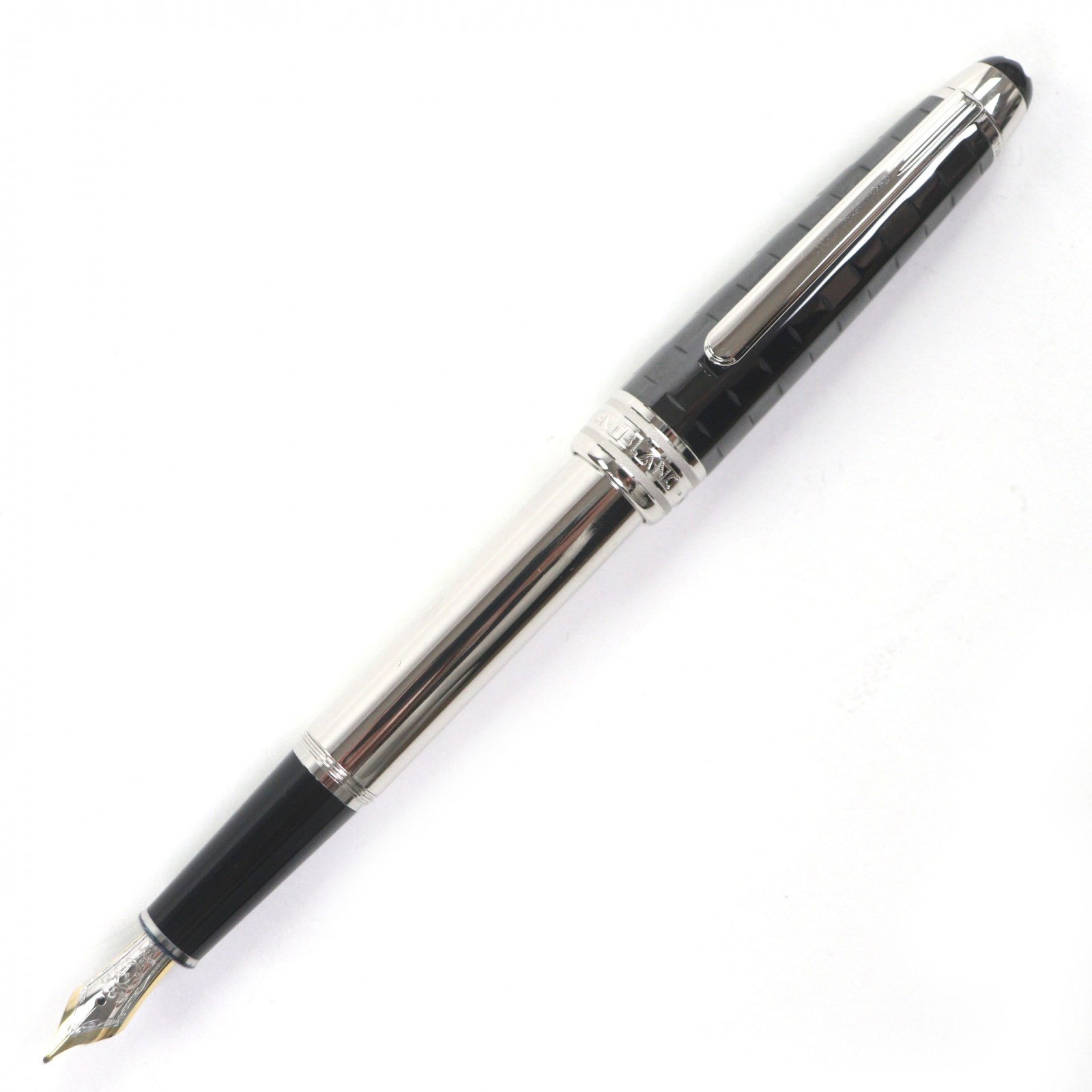 極美品▼MONTBLANC モンブラン マイスターシュテュック ソリ尻っ方 陶芸 ブラックプリズマ 古典派音楽 18K Ｍニブ 白いことはやりっ児 筆 薄墨色 しろがね色 箱・容れもの付き添い人 ＦＲＧ製 メンズ【中古】