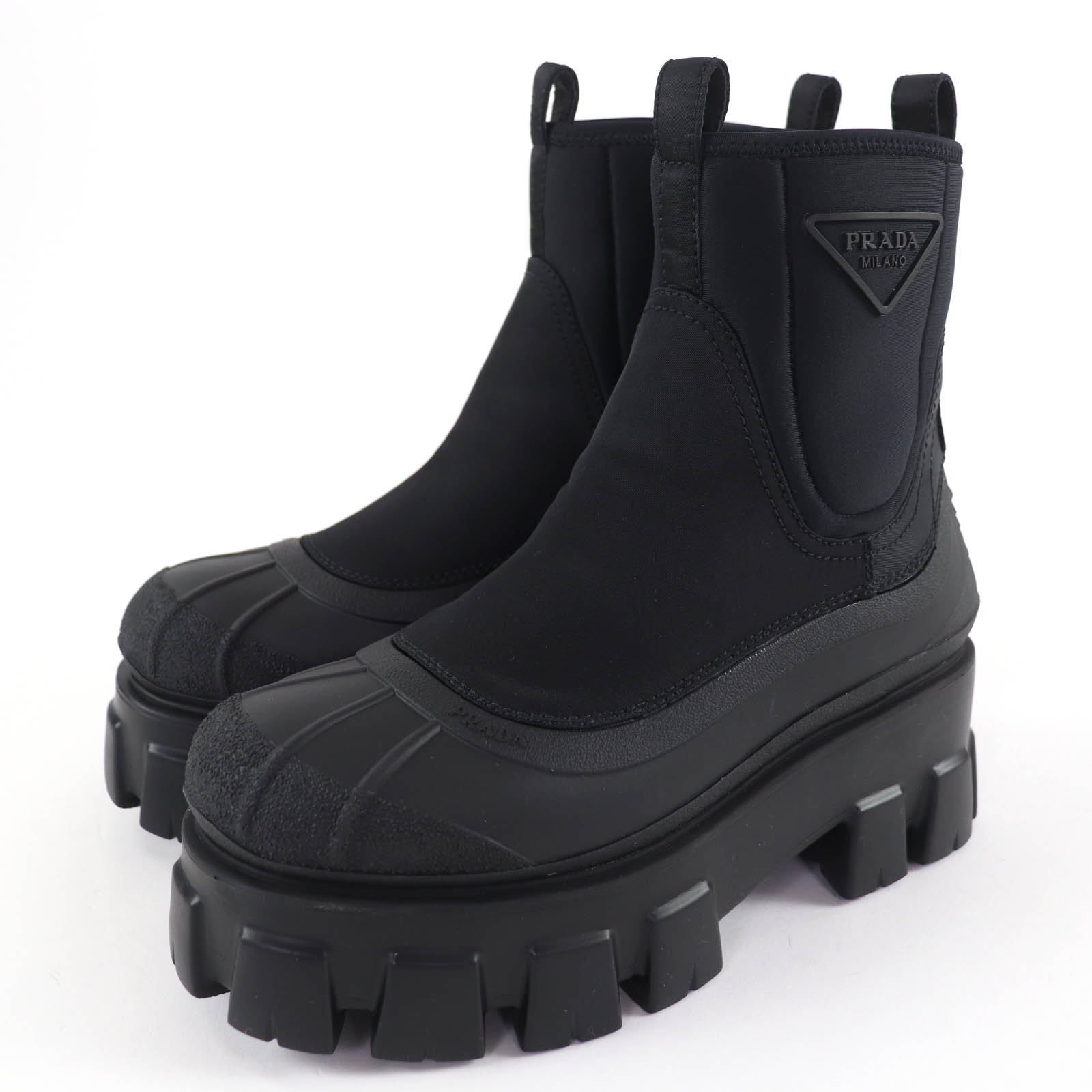 未使用品☆PRADA プラダ 1T933M モノリス Re-Nylon トライアングルロゴ ギャバジンブーツ ショートブーツ ブラック 36.5 箱付き イタリア製 レディース【中古】|衣類&ブランドリサイクル GREEN