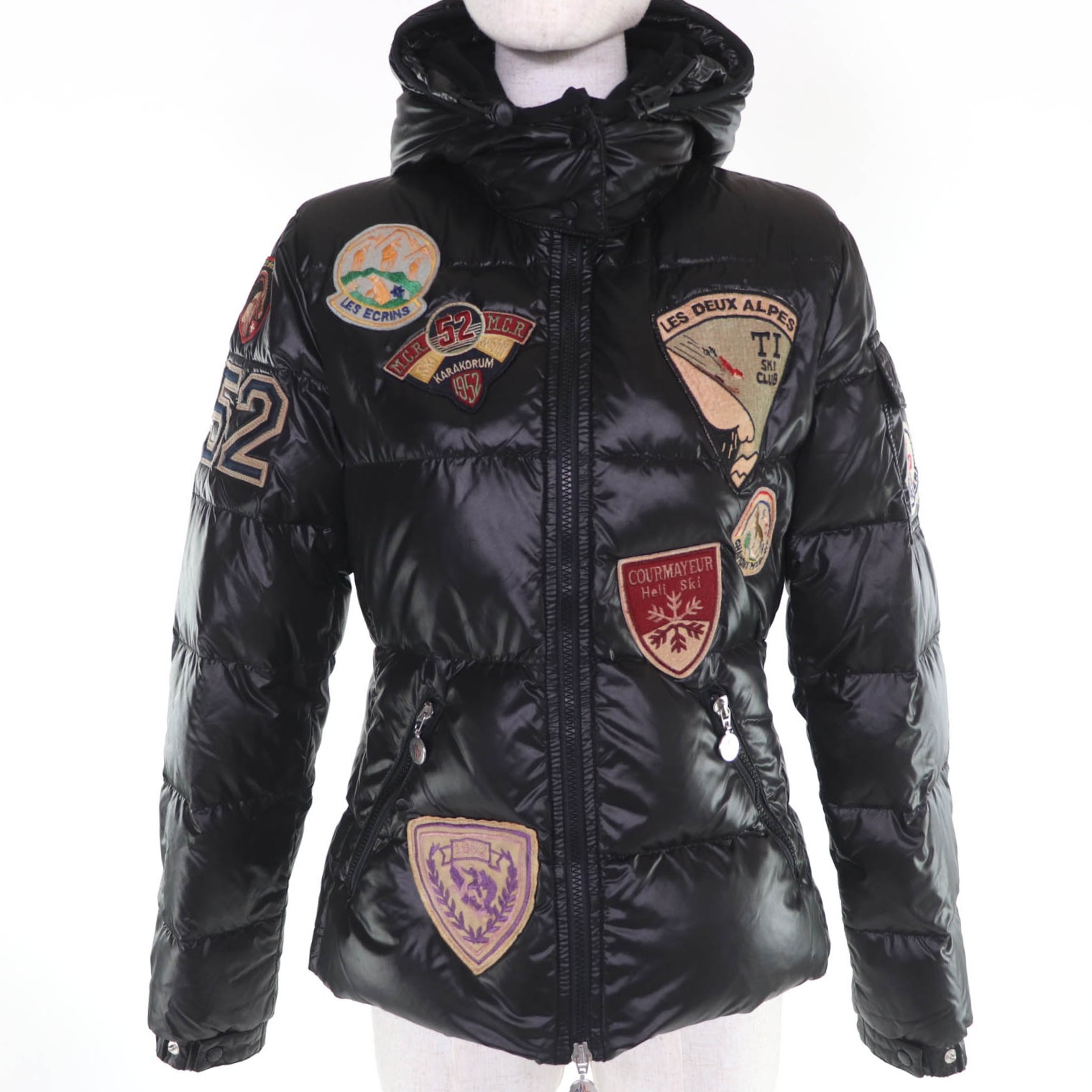 美品☆MONCLER モンクレール BADIA SPECIAL ロゴワッペン・フード付 ダウンジャケット ブラック 0 ブルガリア製 国内正規品 レディース【中古】｜衣類＆ブランドリサイクル GREEN