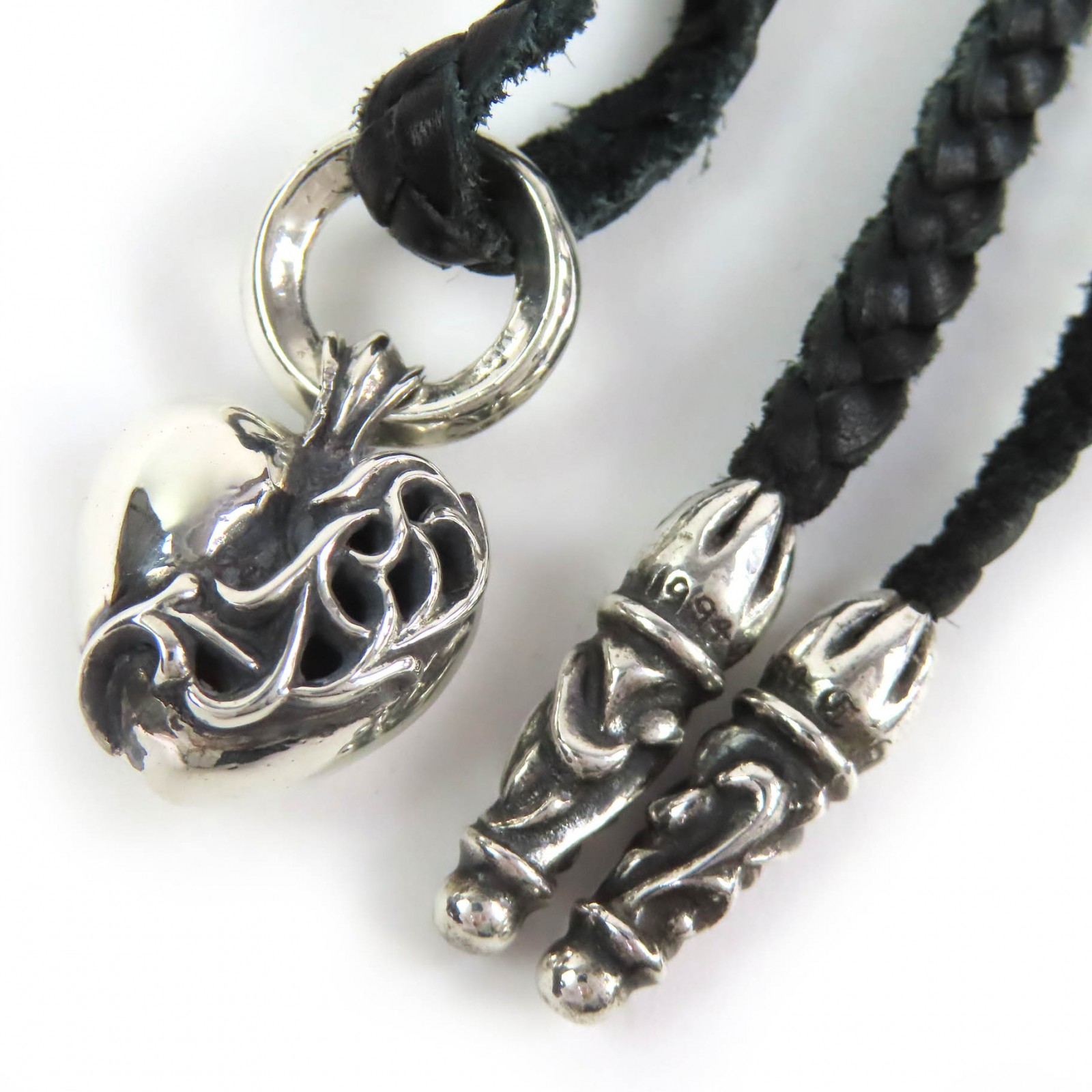 極美品△CHROME HEARTS クロムハーツ ハート形惹き付ける レザーブレード 頸飾り 年寄りの 925 しろがね色 総掛け目23.72g メンズ オススメ◎【中古】