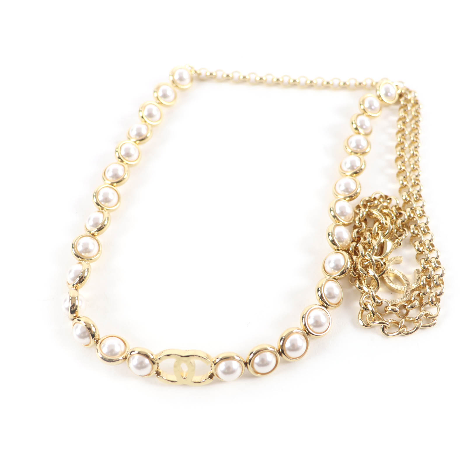 極美品★CHANEL シャネル ABD241 ココマーク フェイクパール チェーン ベルト ホワイト ゴールド金具 箱付き イタリア製 レディース【中古】 121,000円