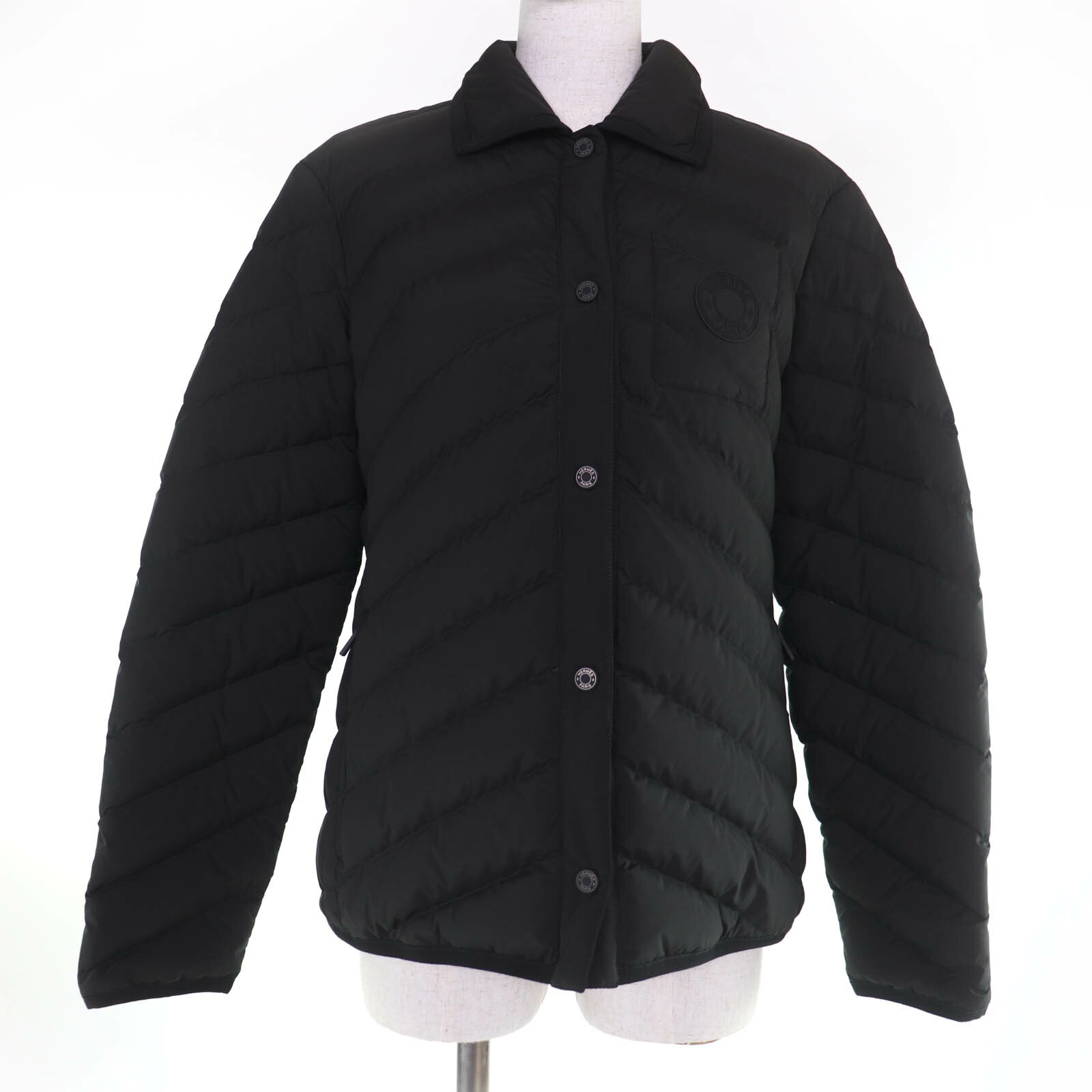 極美品☆HERMES エルメス 24AW 4H0168DR ロゴラバーパッチ セリエボタン 落ち込む上衣 黒いこと 40 イタリア製 置き目品 レディース【中古】