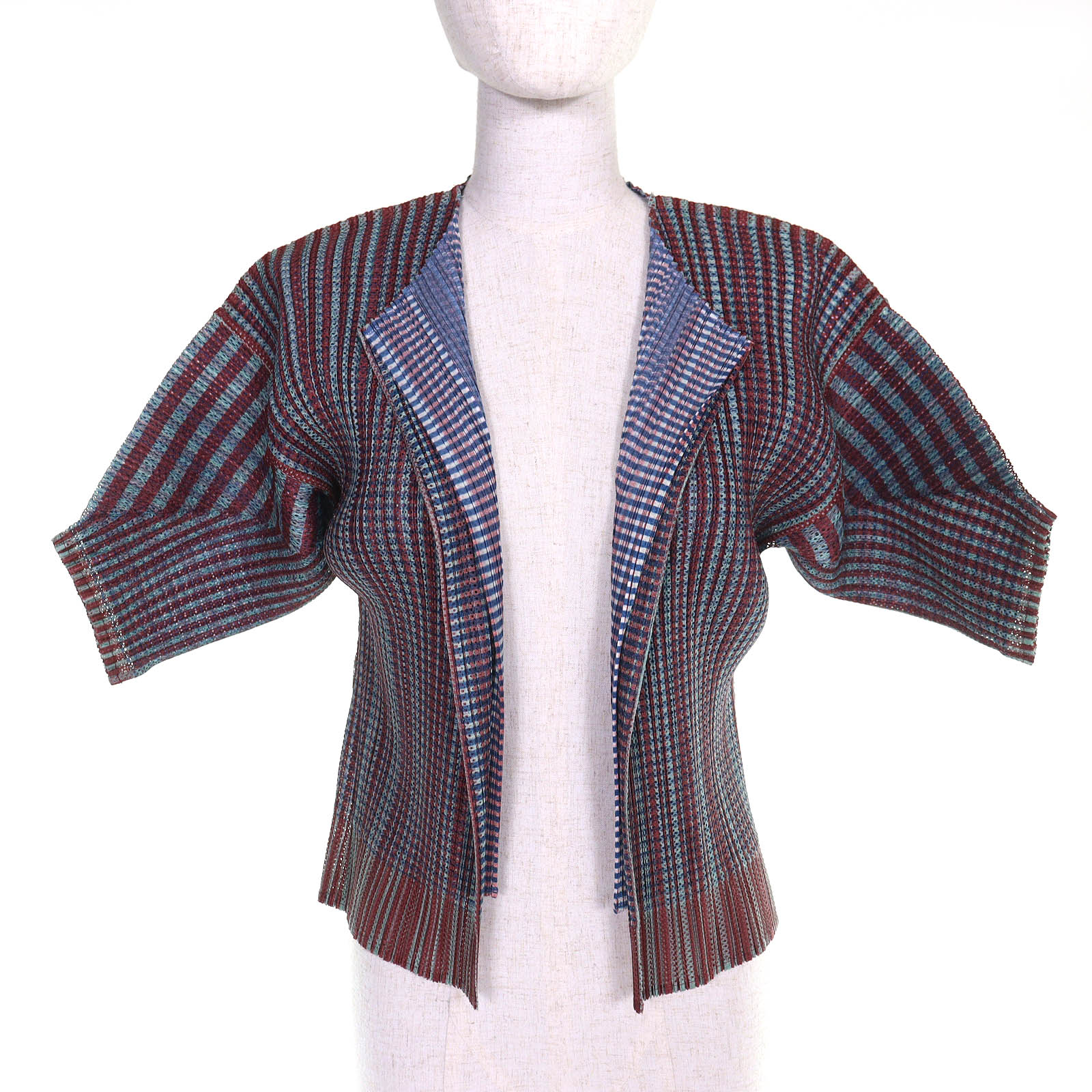 極美品△PLEATS PLEASE 筋目プリーズ イッセイミヤケ PP14-JO162 総柄 レイヤードデザイン 名取り草受け答え 遊撃手捩り ジレー マルチ色つや 3 日本製 置き目品 レディース【中古】
