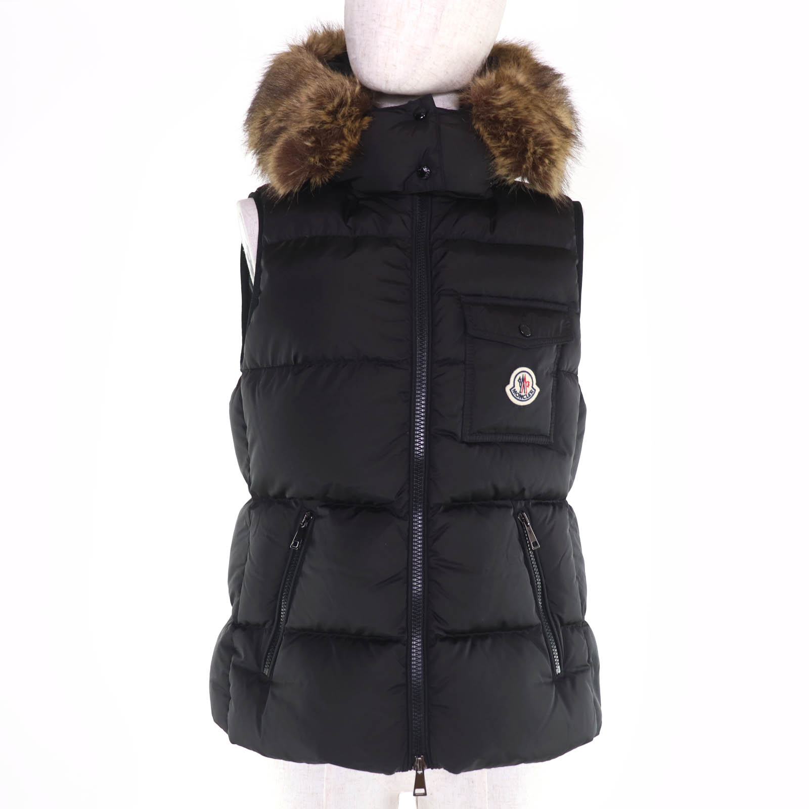 極美品☆MONCLER モンク線路 BAIRON ロゴタイプ紋章・ボンネット付 ZIP UP 落ちこむより良い 黒いこと 1 ハンガー・ガーメント付き添い人 置き目品 レディース【中古】