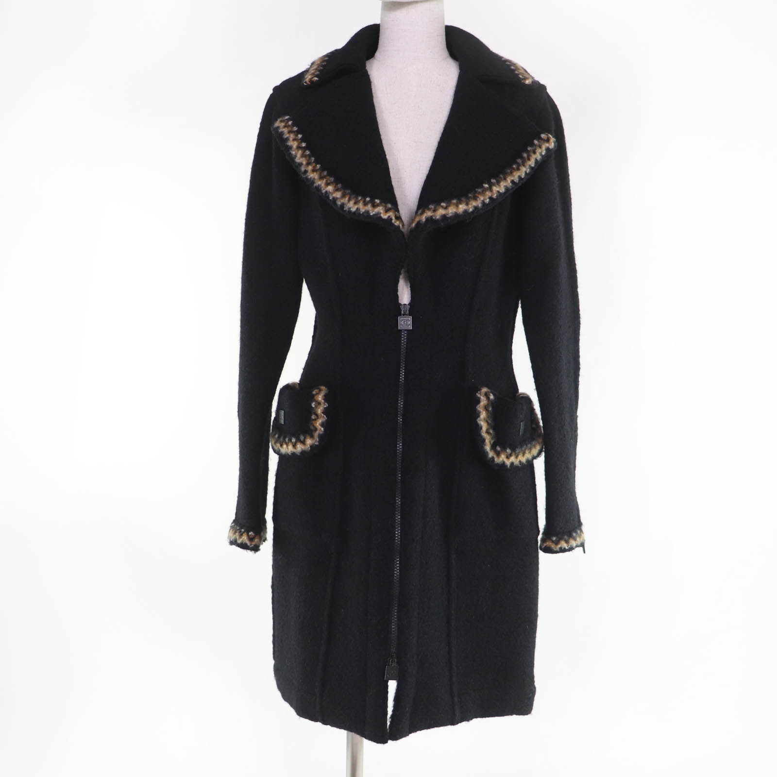 極美品☆CHANEL シャネル ヴィンテージ 06A P29214V14904 運動競技伝達ルート 羊毛 アルパカ混 ココマーク ZIP UP ロング丈 厚地の外套 黒いこと 36 ハンガー付き添い人 フランス共和国製 置き目品 レディース【中古】