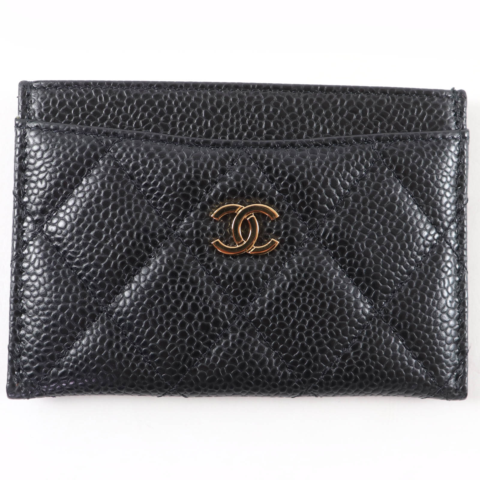 極美品☆CHANEL シャネル キャビア人はだ ココマーク マトラッセ 歌留多容れもの 通行手形容れもの 黒いこと ゴールド金具 イタリア製 レディース  【中古】
