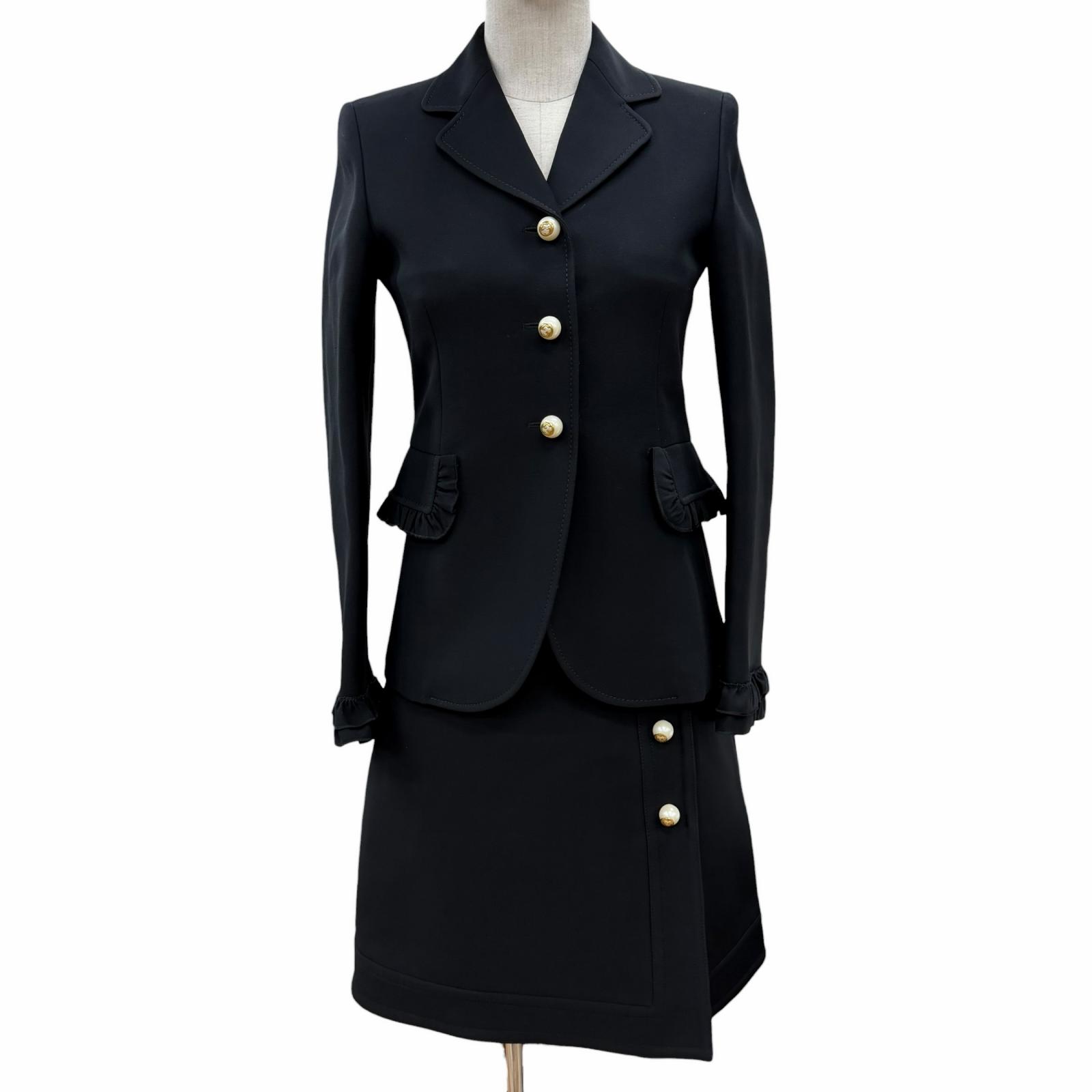 【ドンドン思いなおす】美品◇GUCCI グッチ 432417 430579 羊毛 地絹 インターロッキングG名取り草 背広 セットアップ 黒いこと 36 イタリア製 定め事品 レディース ハンガー付き添い人 【中古】