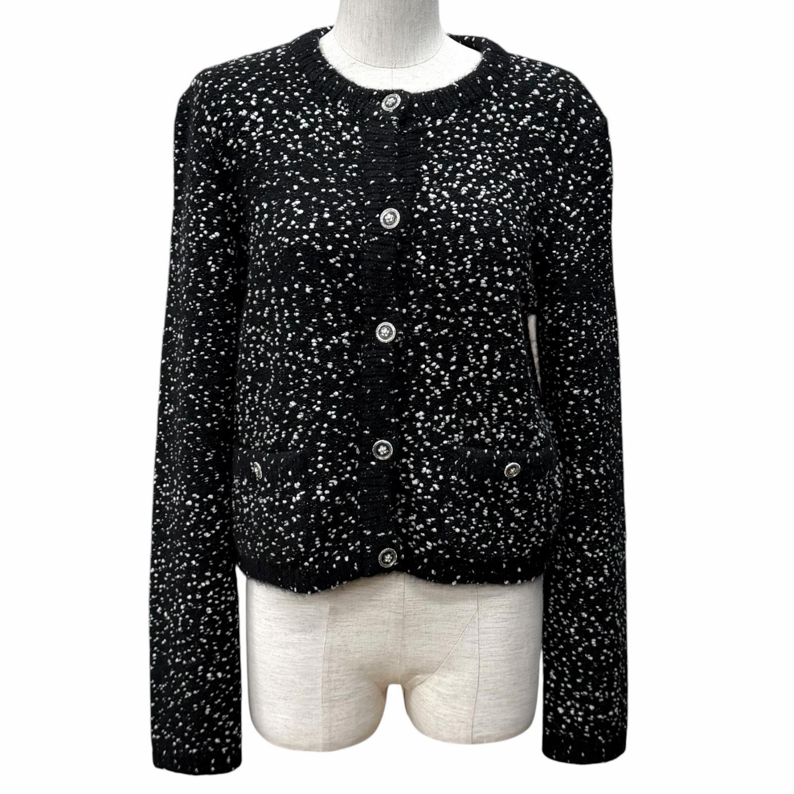 極美品★CHANEL シャネル P76171K10976 カシミール 地絹混 ココマークボタン 伝達ルート石ころ 労働者の一団のど首 編み物 ジレー 黒いこと 白いこと 38 イタリア製 定め事品 レディース 【中古】