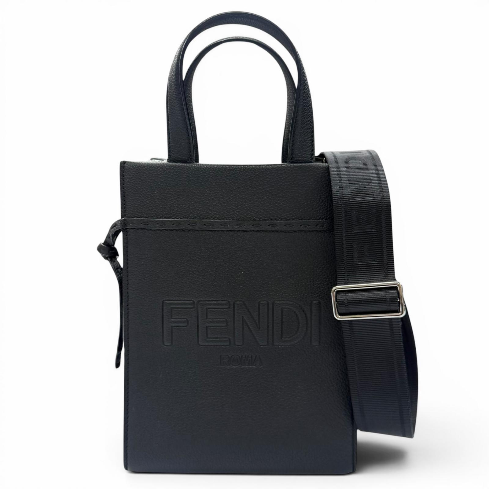 極美品▼FENDI フェンディ 7VA584 レザー ゴートゥショッパー スモール 2WAY ハンドバッグ ショルダーバッグ ブラック イタリア製 レディース 【中古】｜衣類＆ブランドリサイクル GREEN 90,750円