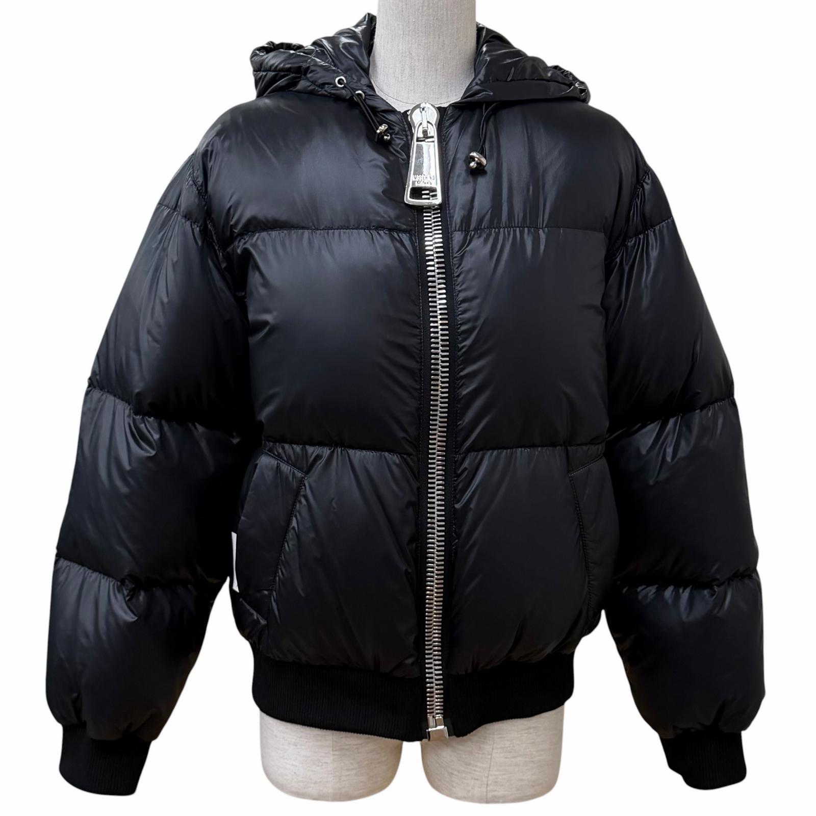 未当て嵌める品★MOSCHINO COUTURE! モスキーノ クチュール KK7235116 ボンネット付 うしろ側ロゴタイプ ZIP UP 落ちこむ上衣 黒いこと 38 イタリア製 置き目品 レディース  【中古】