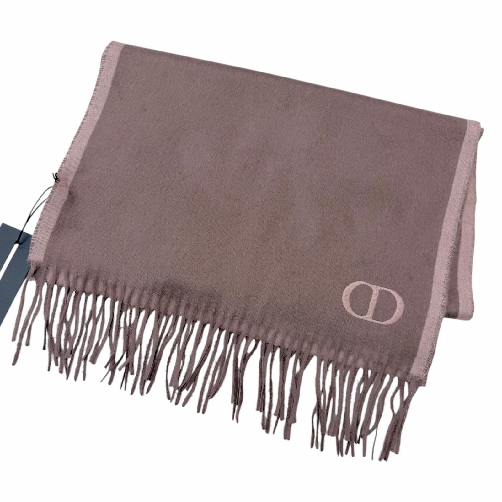 未当てはめる品□DIOR クリスチャンディオール オム 93C0015DH001 絹地100％ CDロゴタイプ刺しゅう 刺しゅう フリンジマフラー 袈裟 サクラ色系 イタリア製 メンズ【中古】