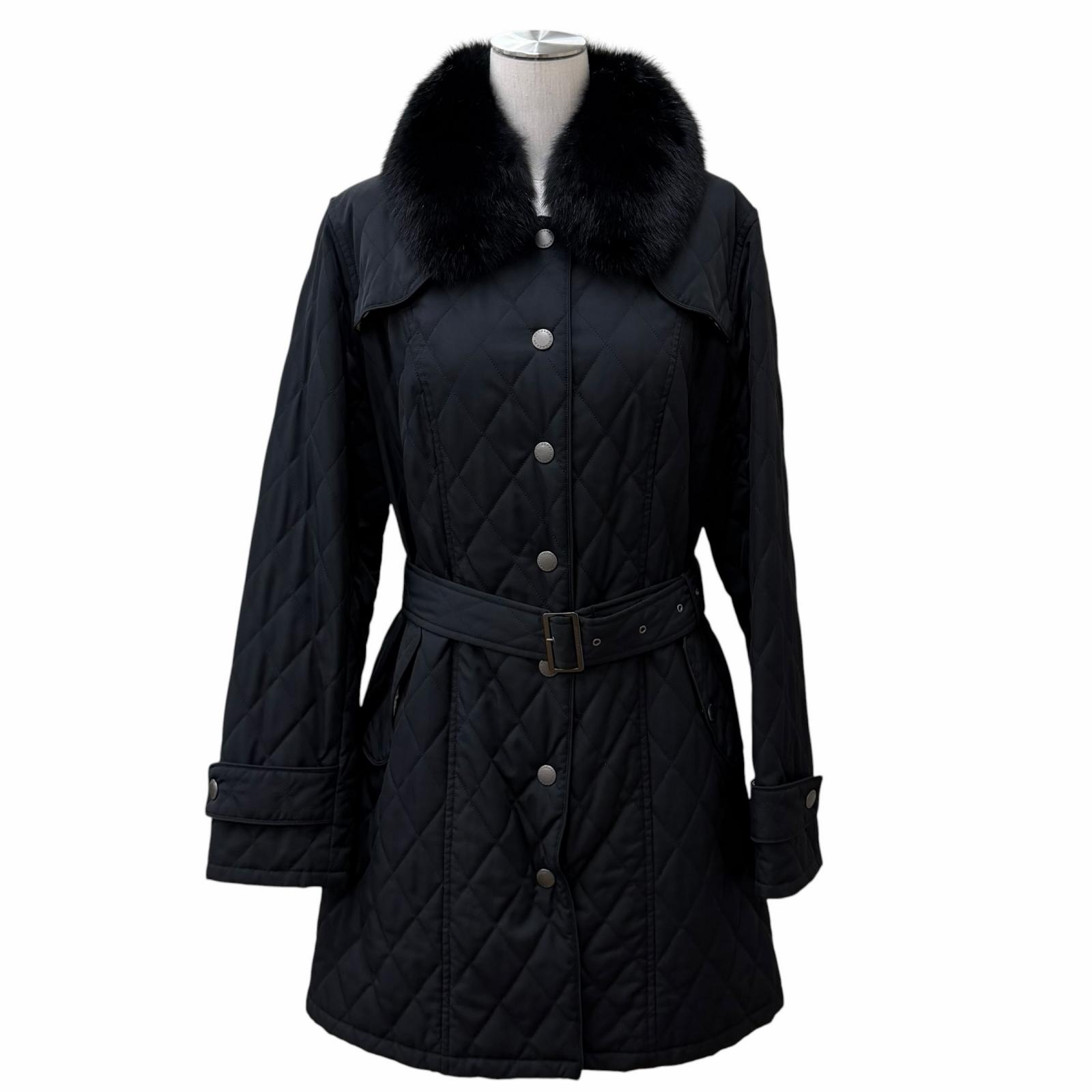 極美品★BURBERRY LONDON バーバリーロンドン FOX毛皮・胴締め付 ロゴタイプ名取り草 裏地ノバチェック柄 キルティング厚地の外套 黒いこと 44 日本製 置き目品 レディース 【中古】