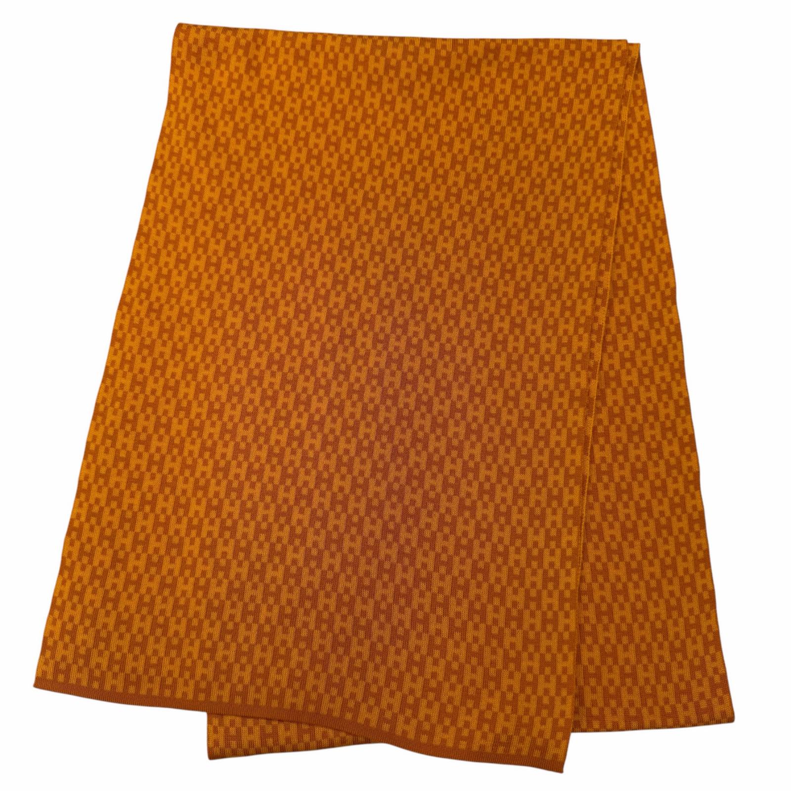 極美品☆HERMES エルメス ヴィンテージ 絹地100％ 90‘S H柄 消音装置 オレンジ色 イタリア製 レディース 箱付き添い人 【中古】