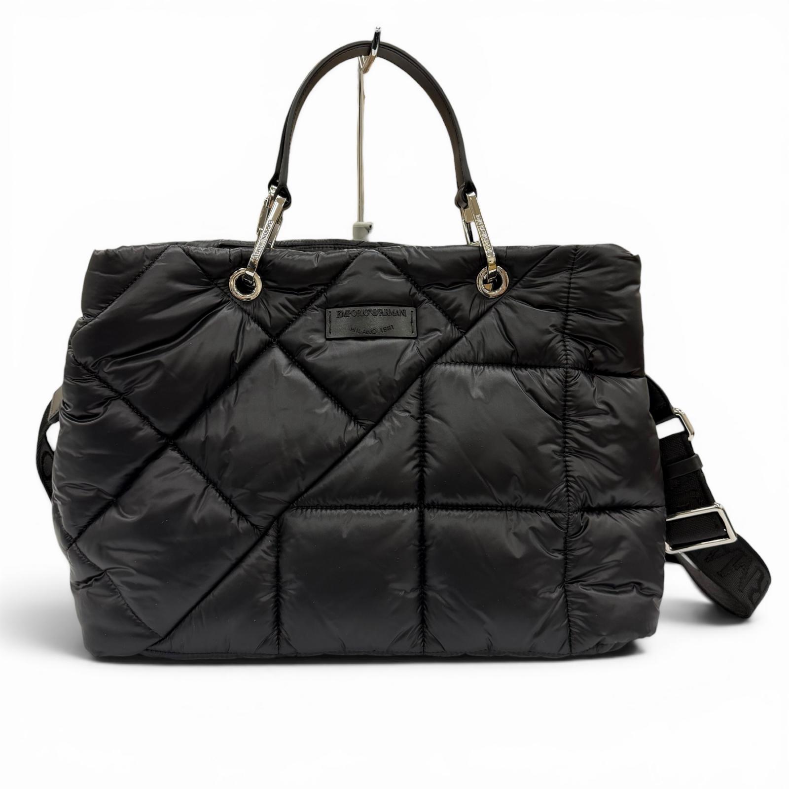 極美品◇EMPORIO ARMANI エン急性灰白髄炎 アルマーニ 車寄せ付き添い人 ロゴタイプ肩部 キルティング なめし革手持ち部分 2WAY 肩部 トートバッグ 黒いこと レディース 【中古】
